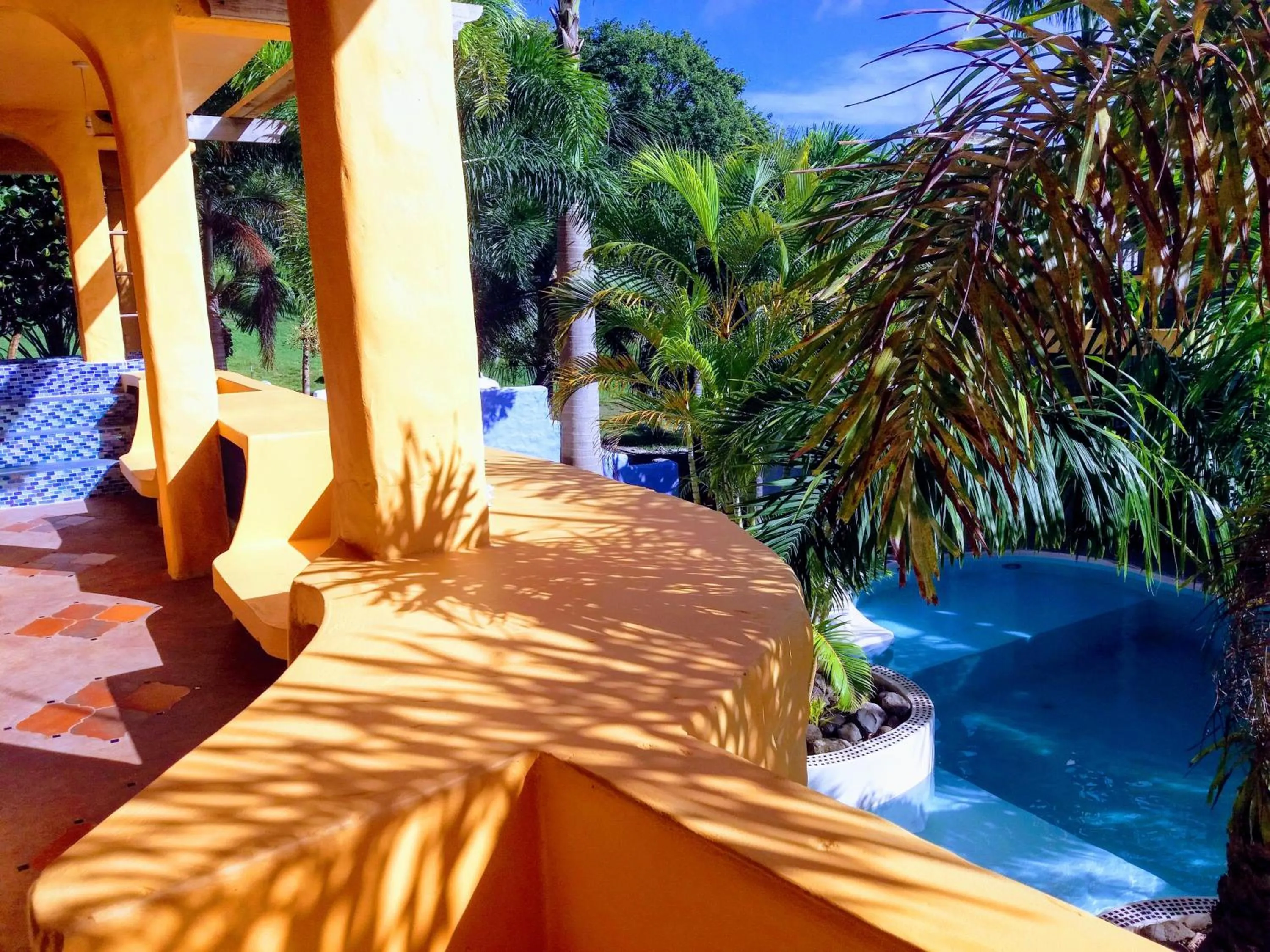 Reef View Pavilions - Villas & Condos