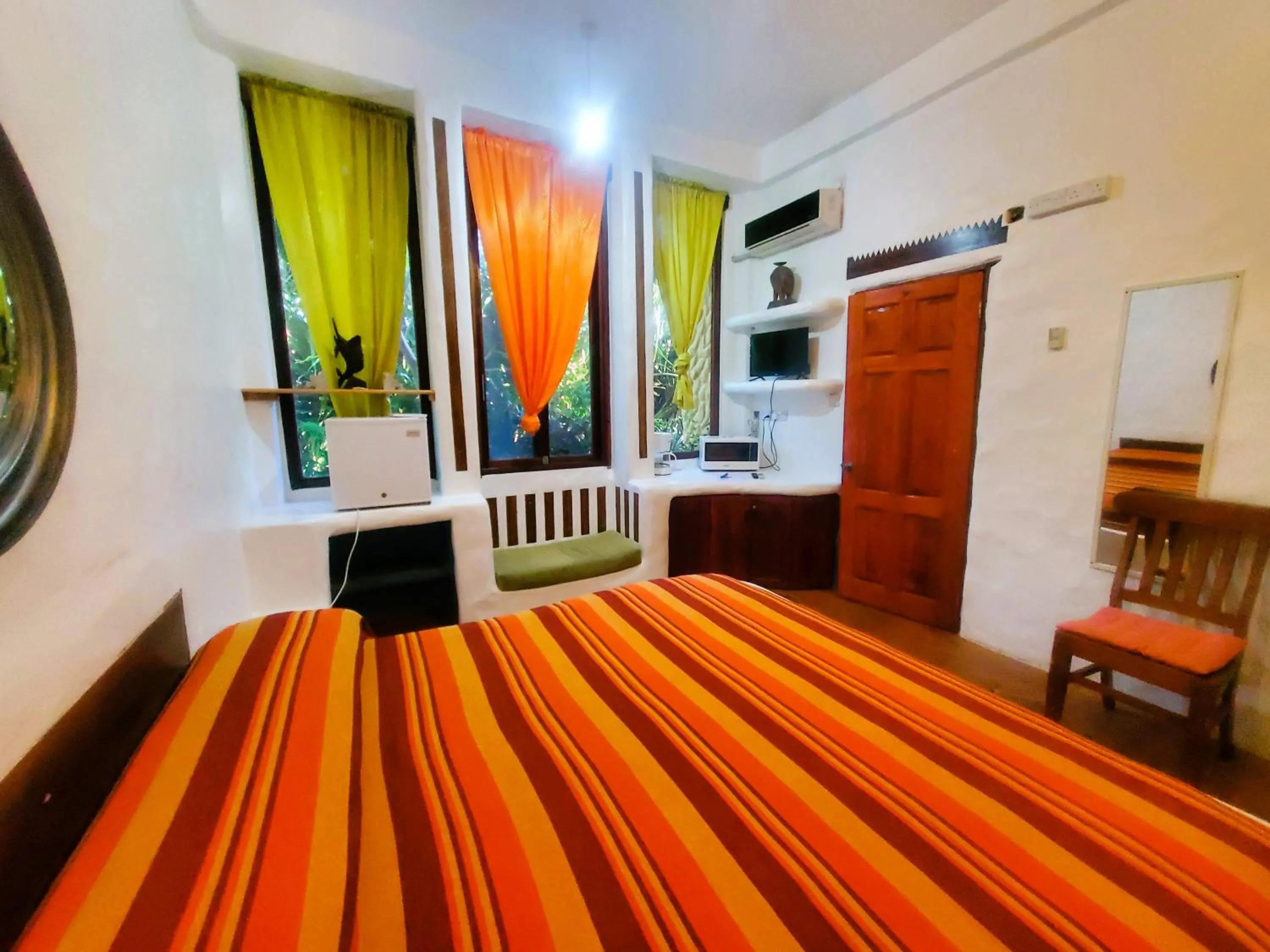 Bed in Reef View Pavilions - Villas & Condos