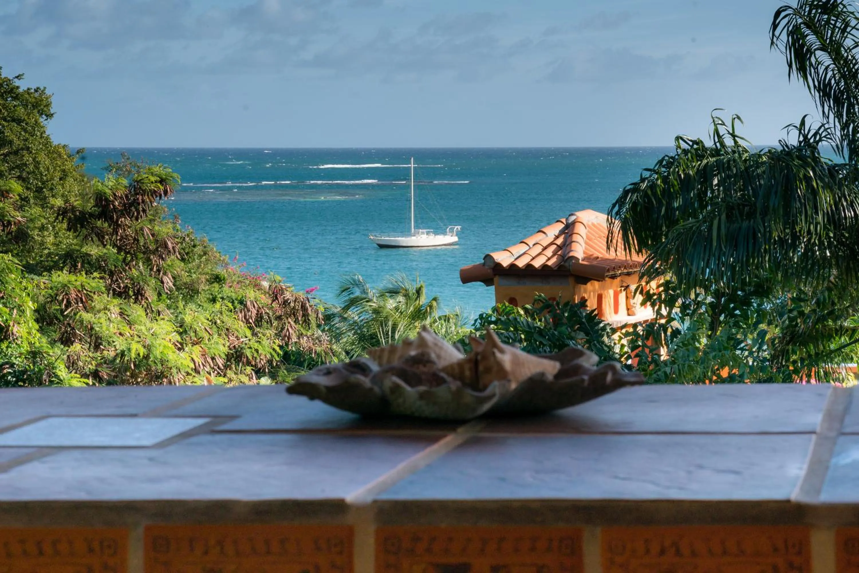 Decorative detail in Reef View Pavilions - Villas & Condos