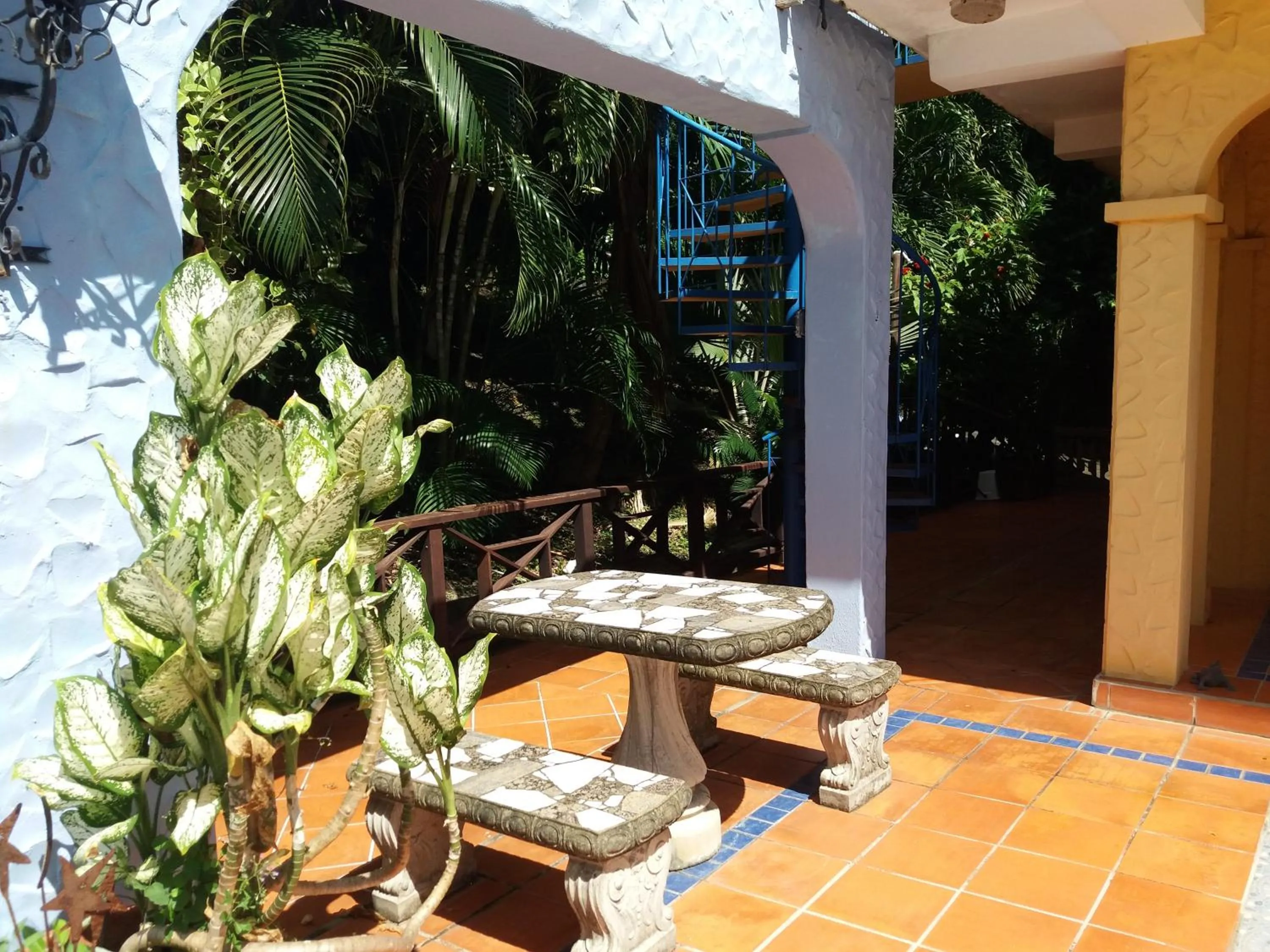 Reef View Pavilions - Villas & Condos