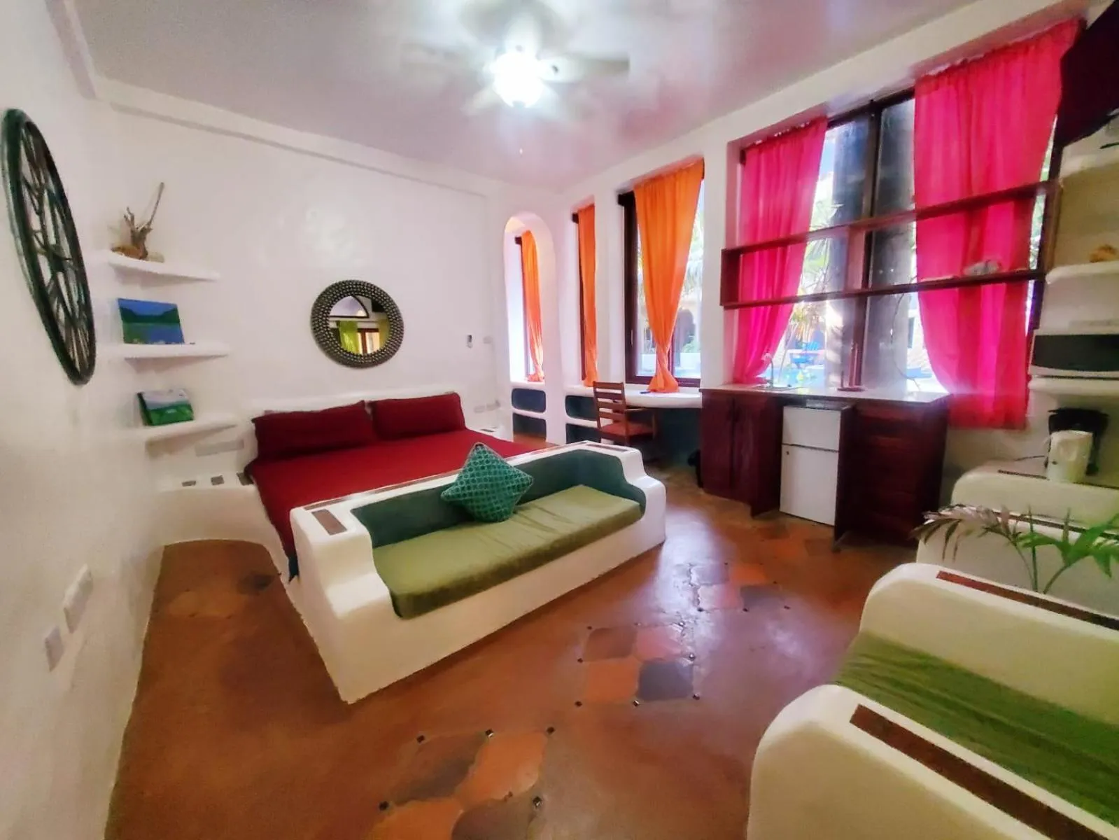 Bed in Reef View Pavilions - Villas & Condos