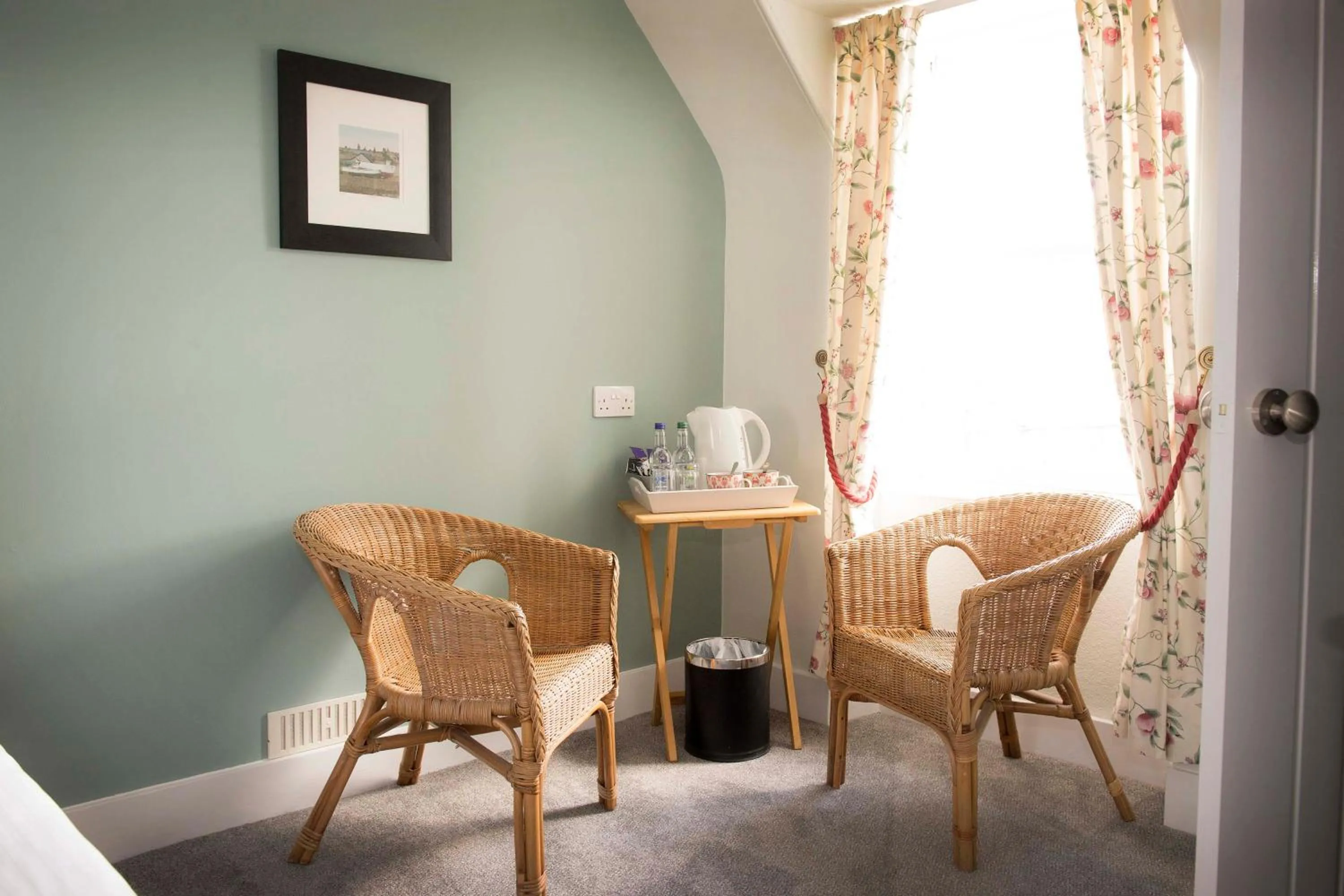 Bedroom in The Royal Oak Hotel