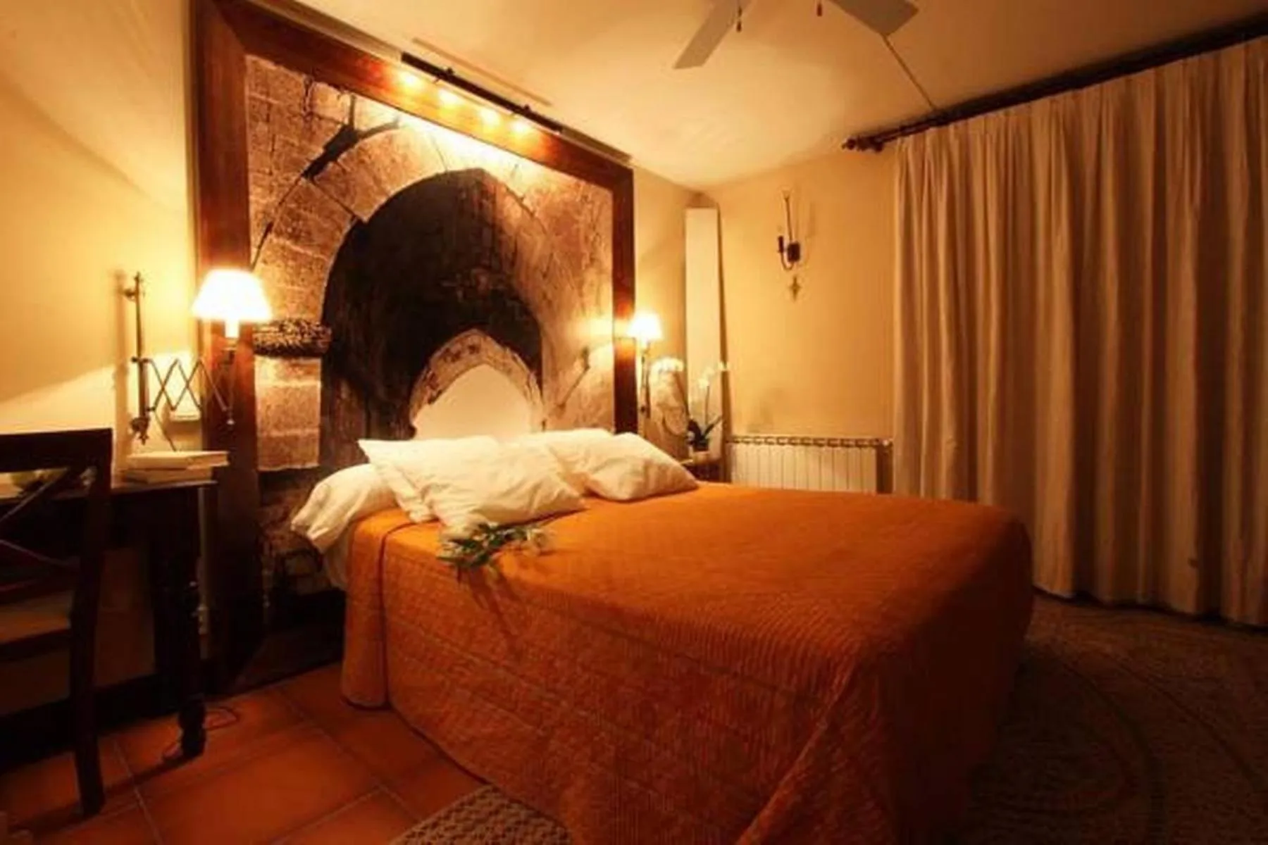 Bedroom, Bed in Hotel Rural & Spa Las Nubes