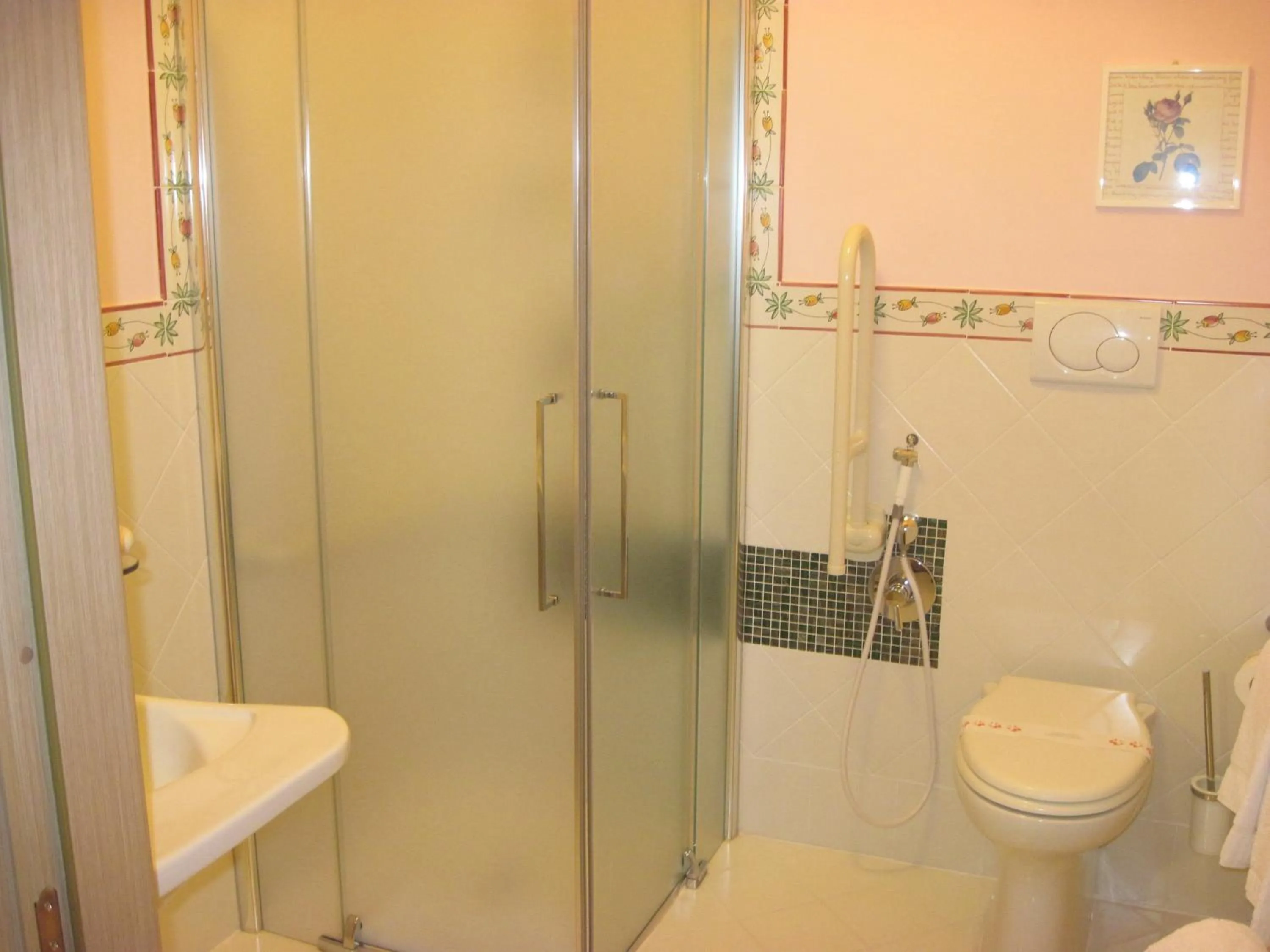 Bathroom in Palace Hotel Una Nuova Strada