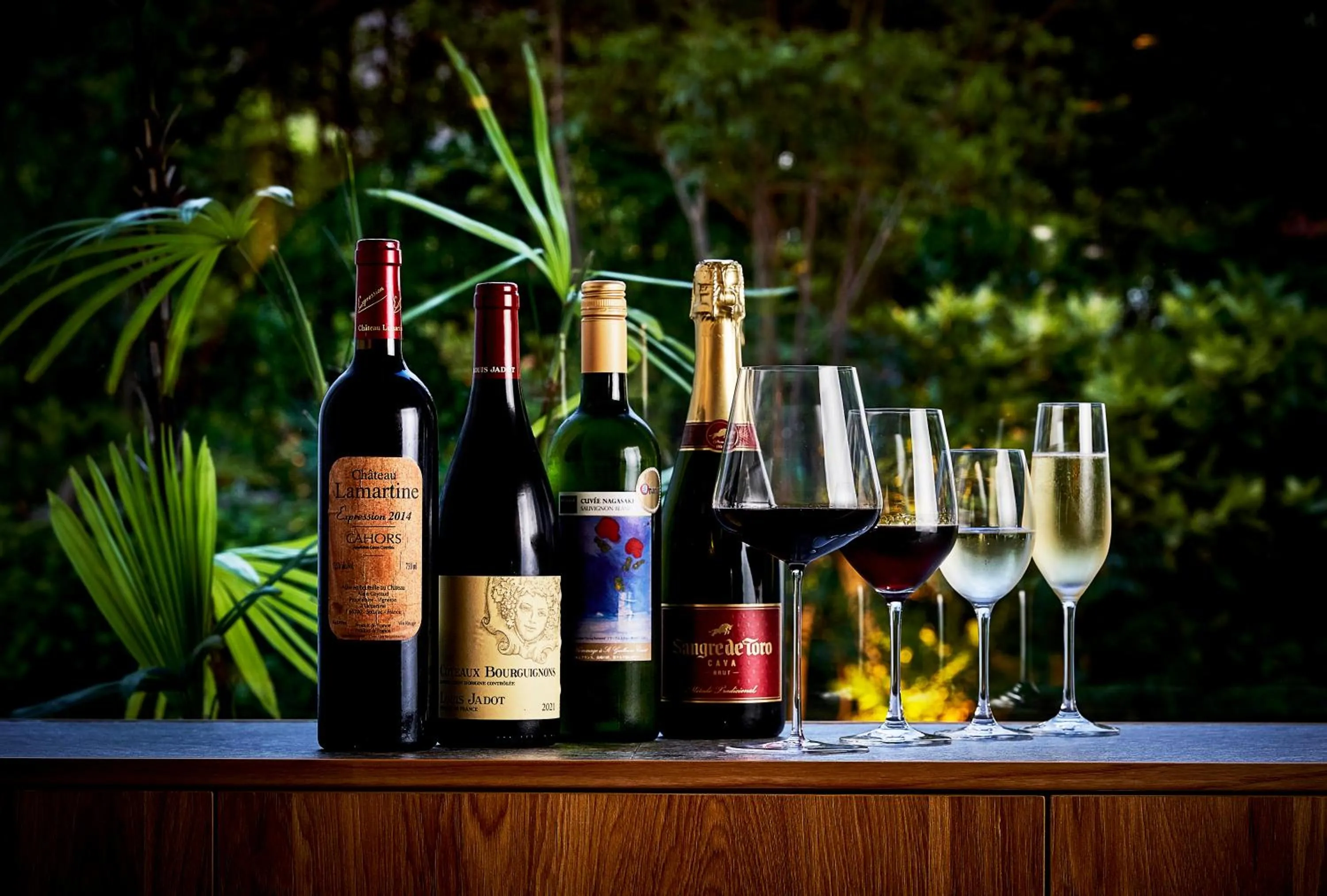 Food in Garden Terrace Saga Hotel & Resorts