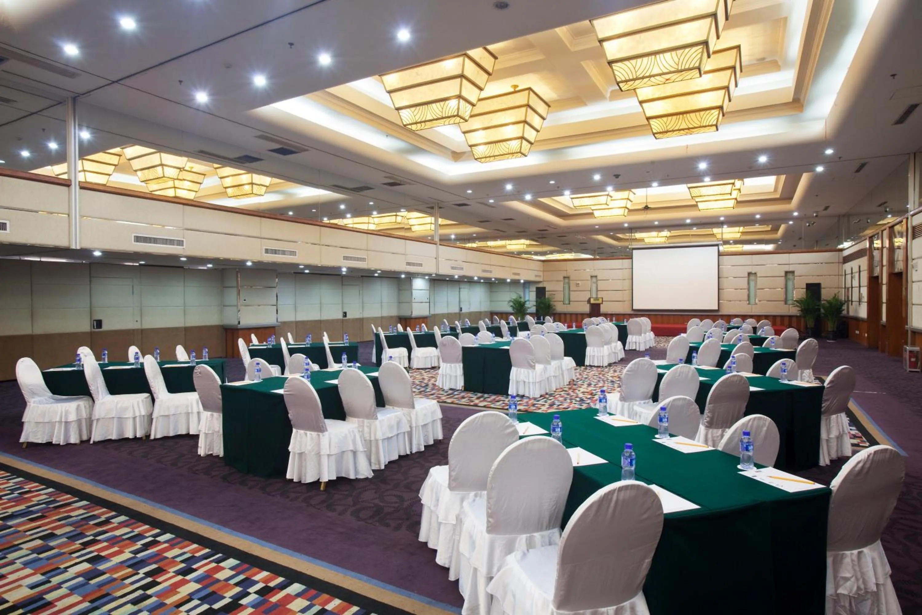Banquet/Function facilities, Banquet Facilities in Holiday Inn Hohhot