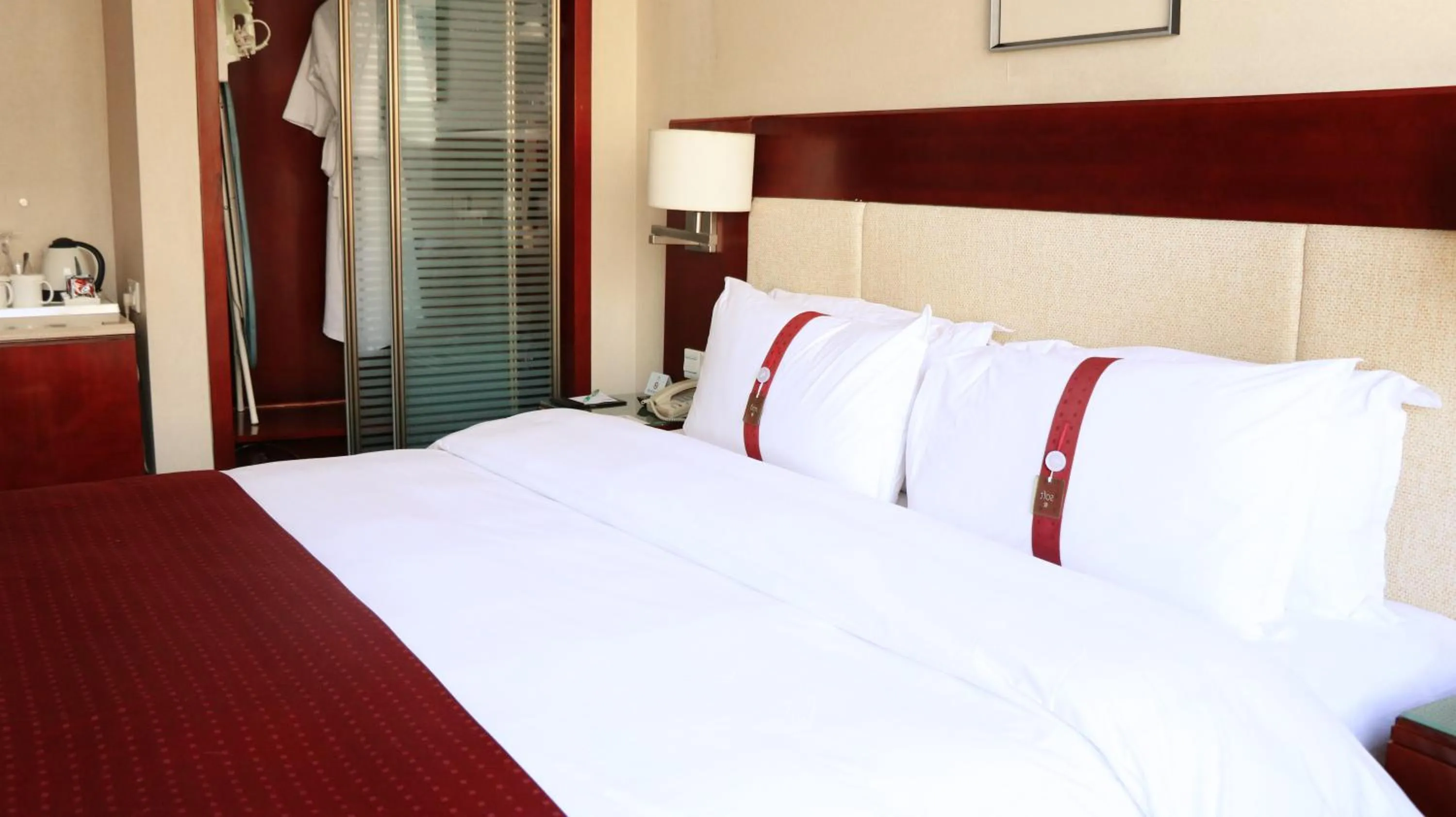 Photo of the whole room in Holiday Inn Hohhot