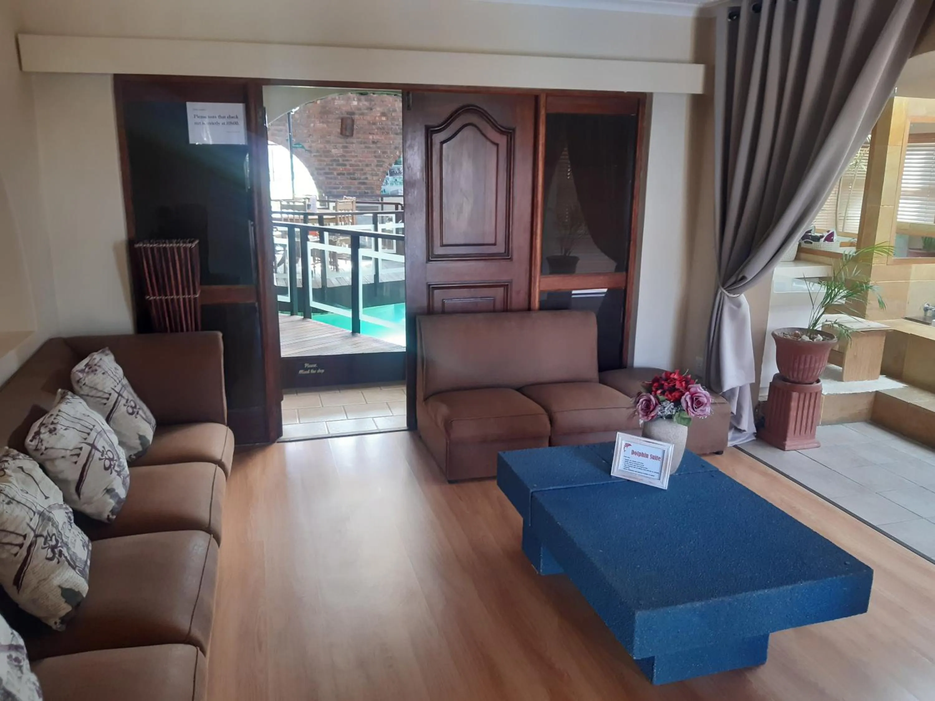 Seating area, Bed in Dolphin View Guesthouse