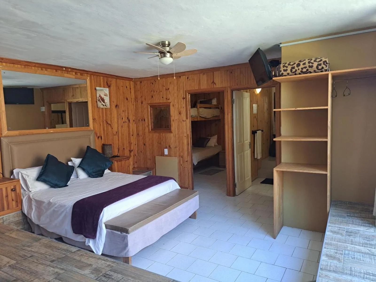 Bed in Dolphin View Guesthouse