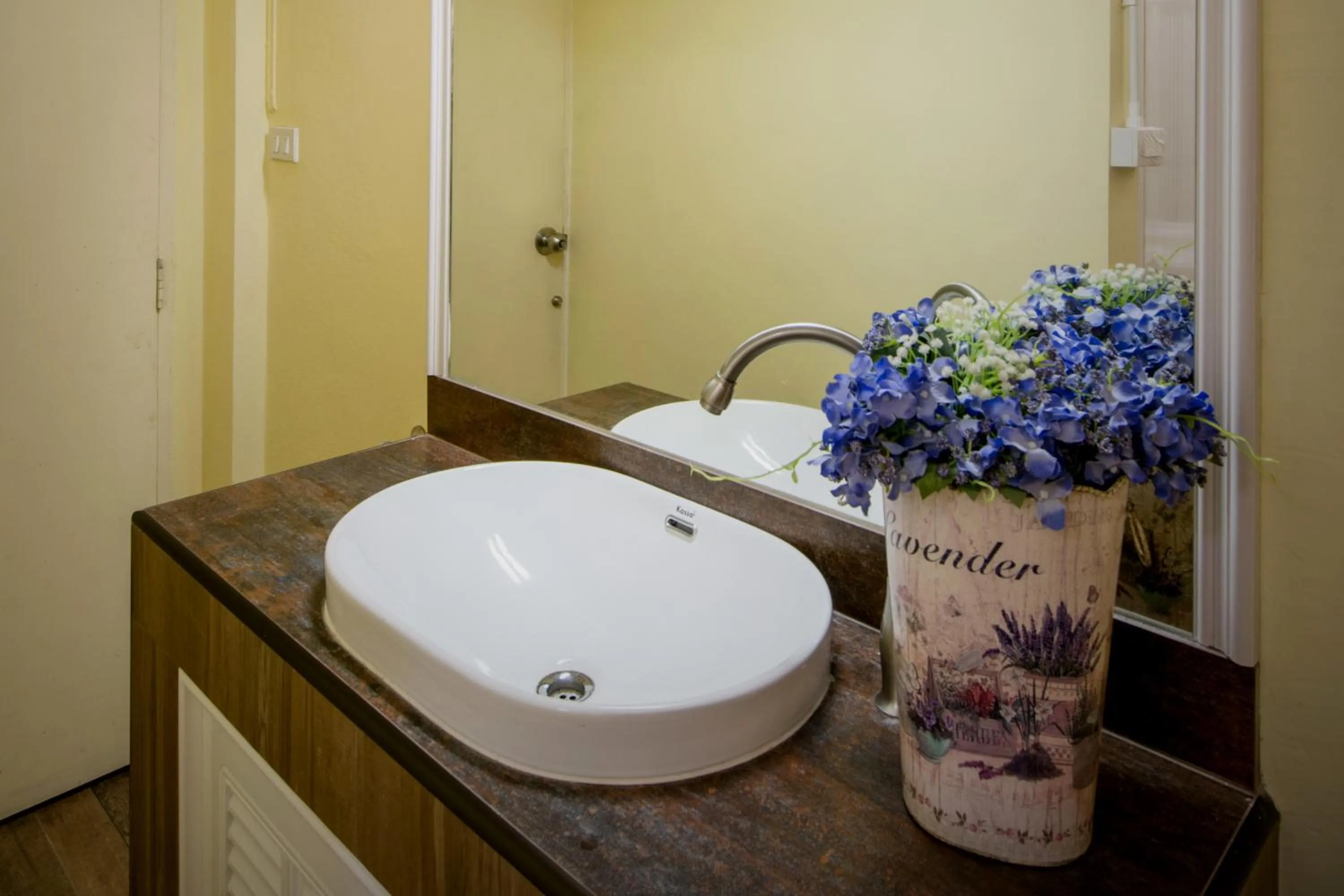 Bathroom in Sindy's Hostel