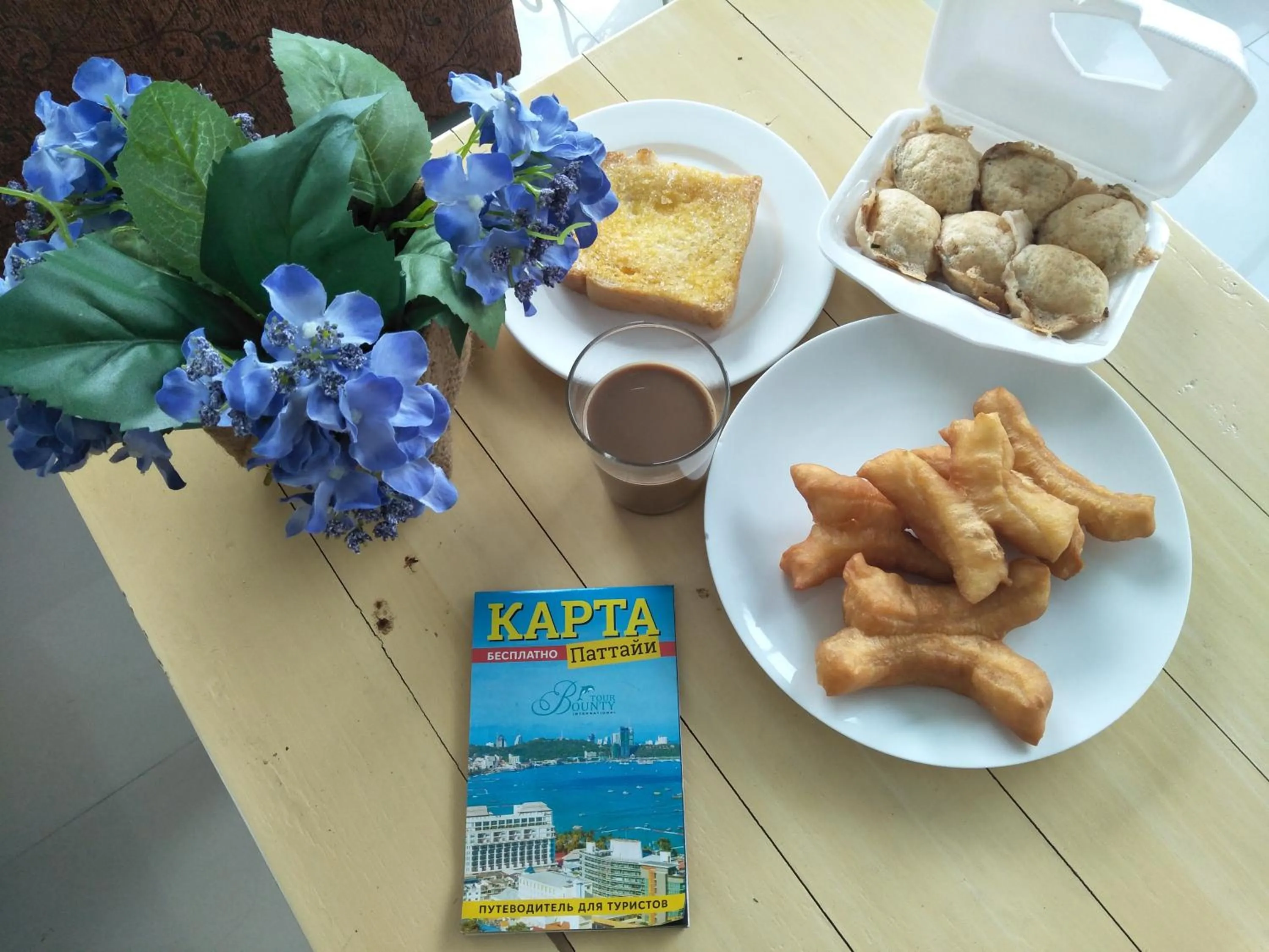 Asian breakfast in Sindy's Hostel