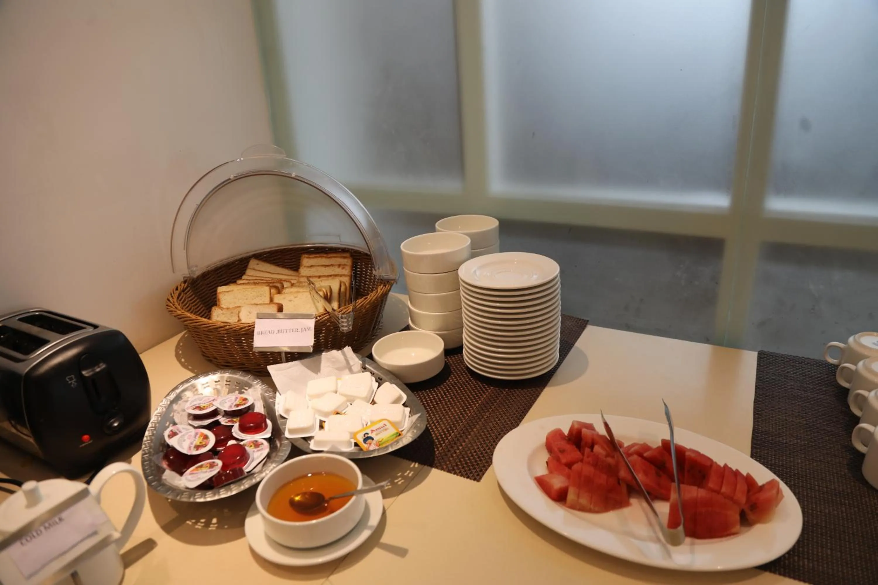 Breakfast in Casa Montana Munnar