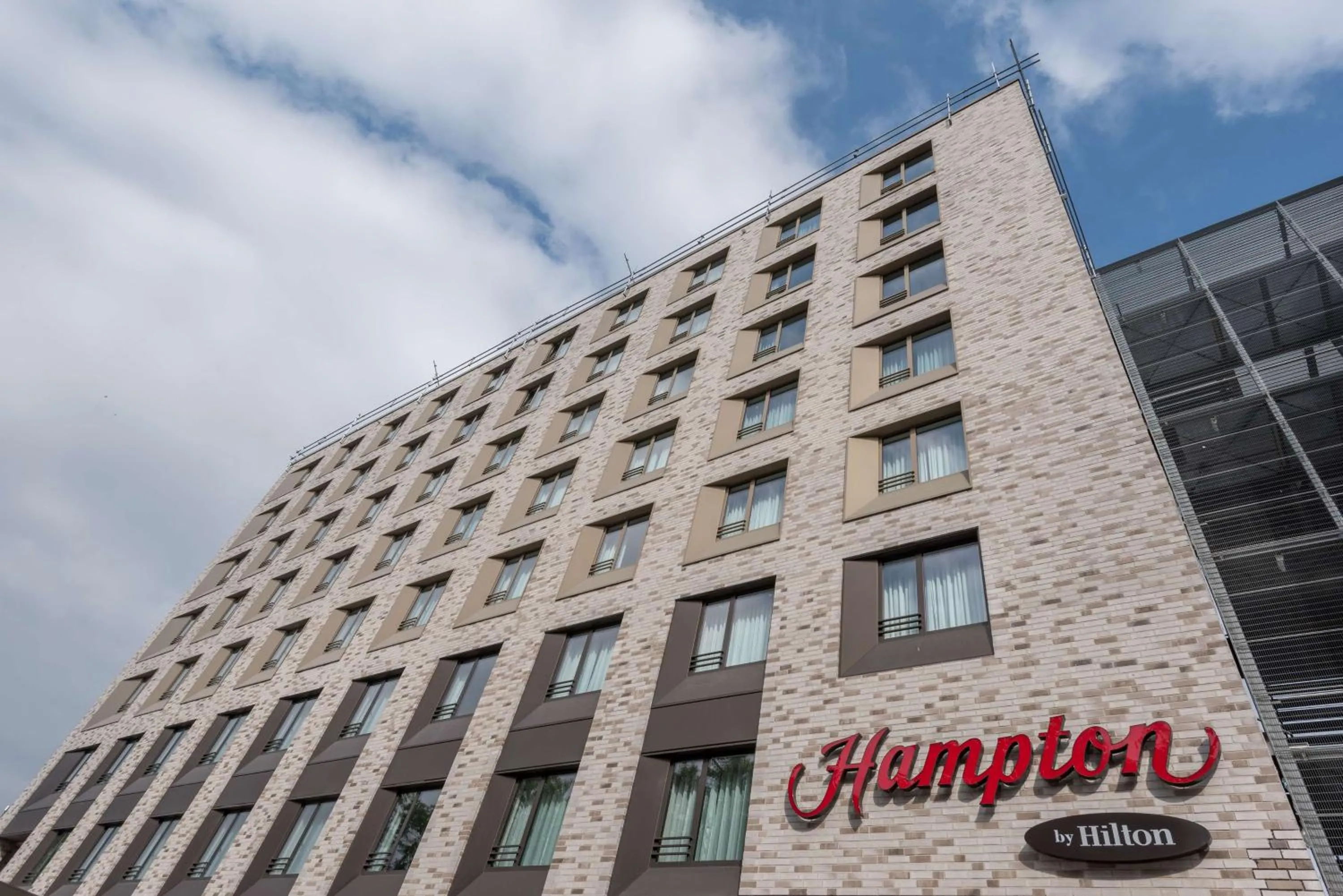 Property building in Hampton By Hilton Frankfurt City Centre East