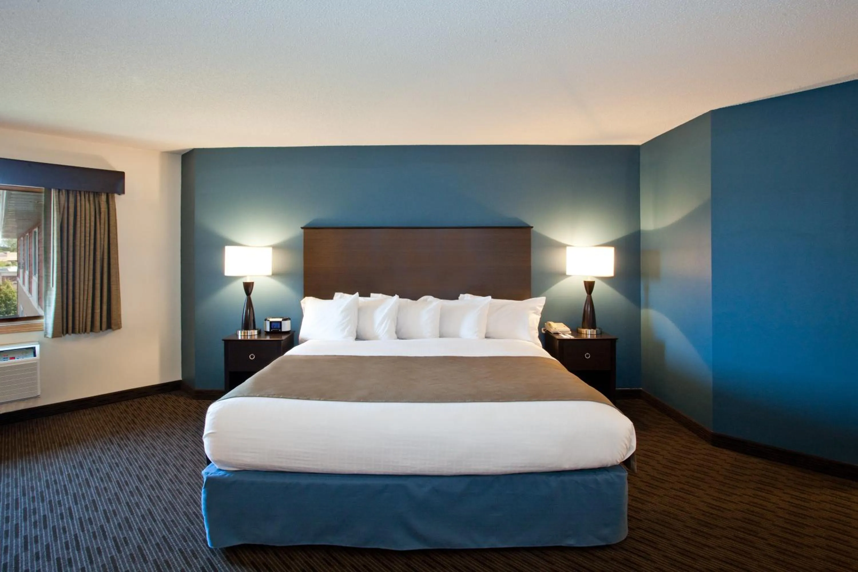 Photo of the whole room, Bed in AmericInn by Wyndham Chanhassen