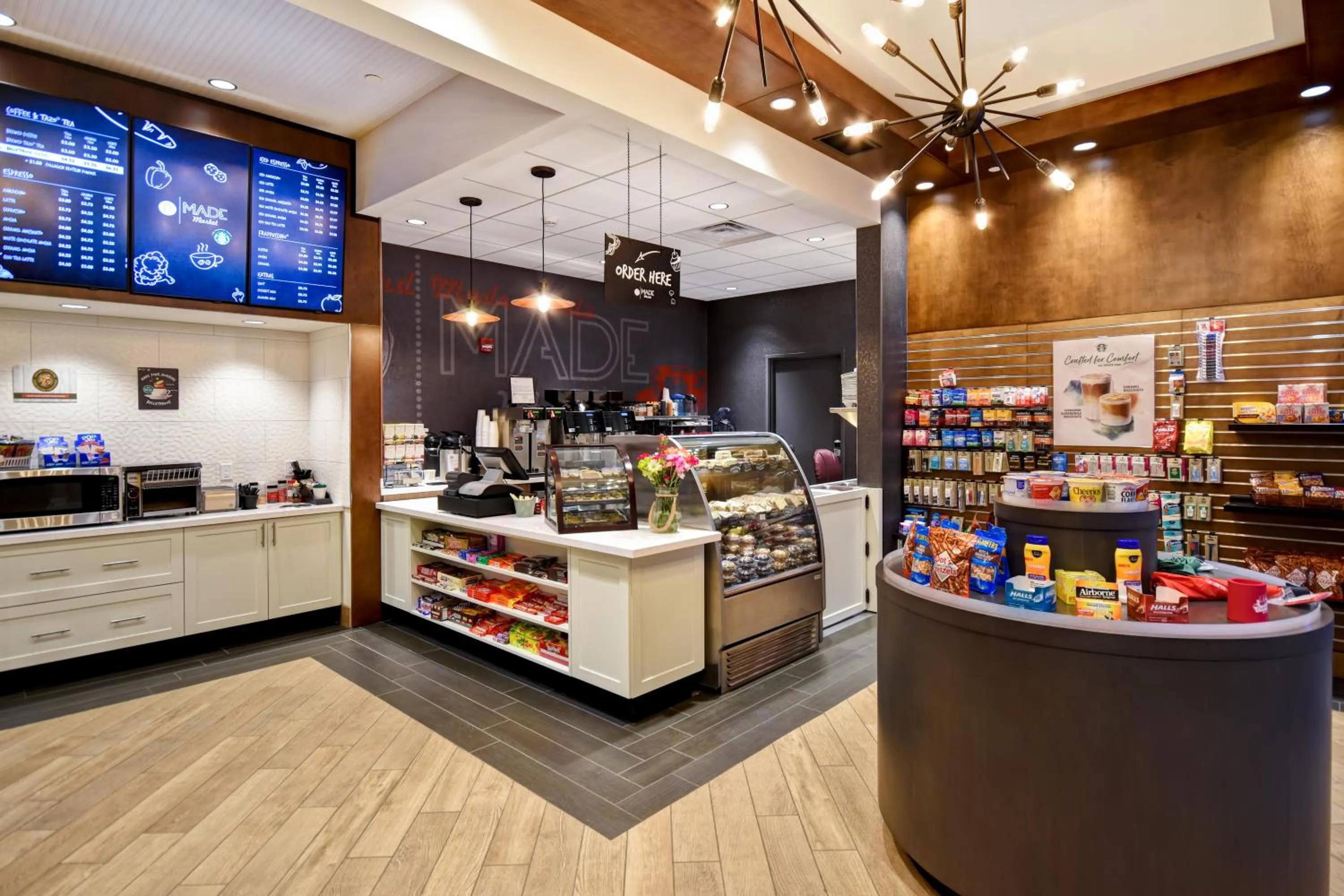 Restaurant/places to eat in Tru By Hilton Deadwood