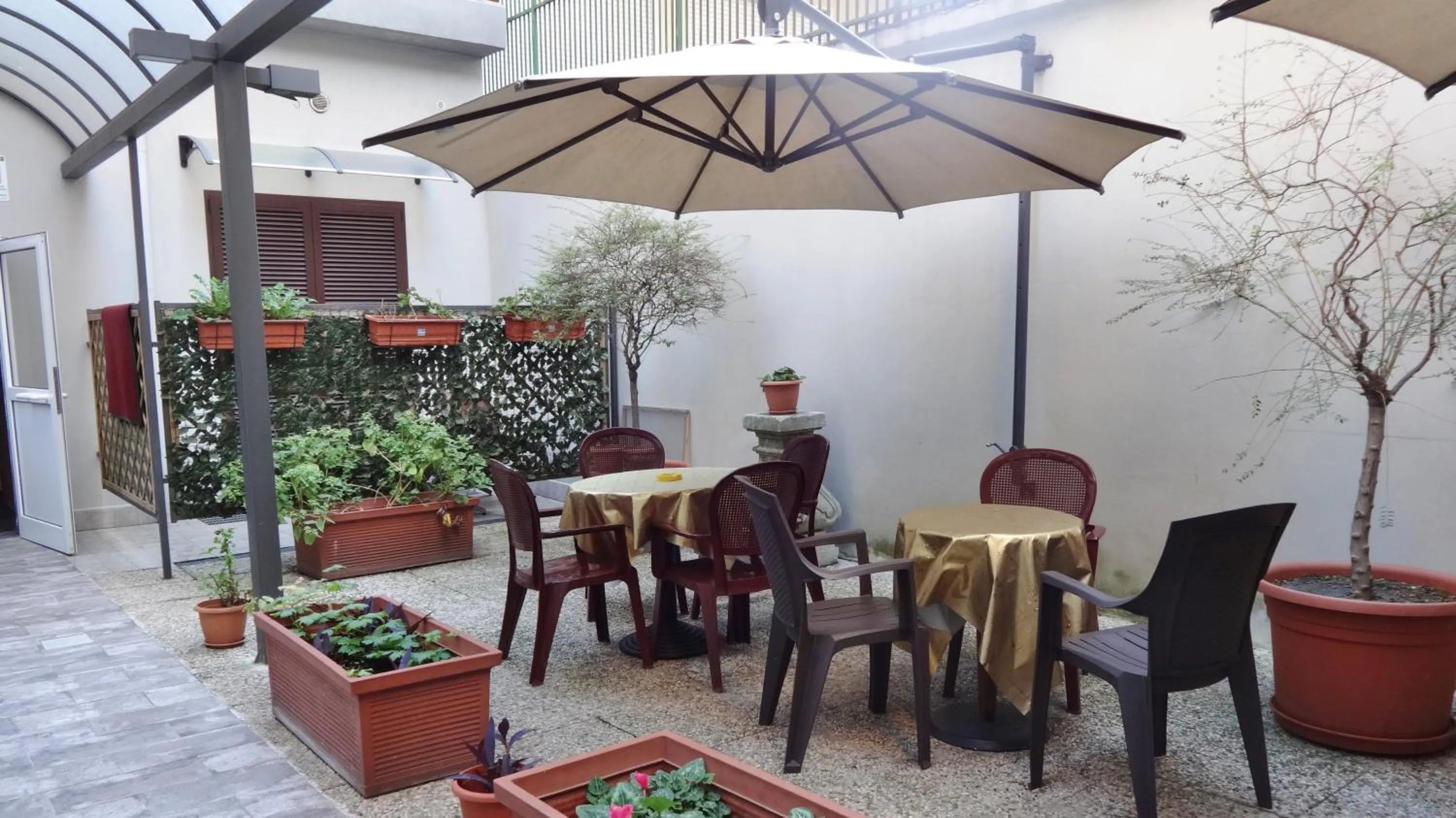 Patio in Lux Hotel Durante