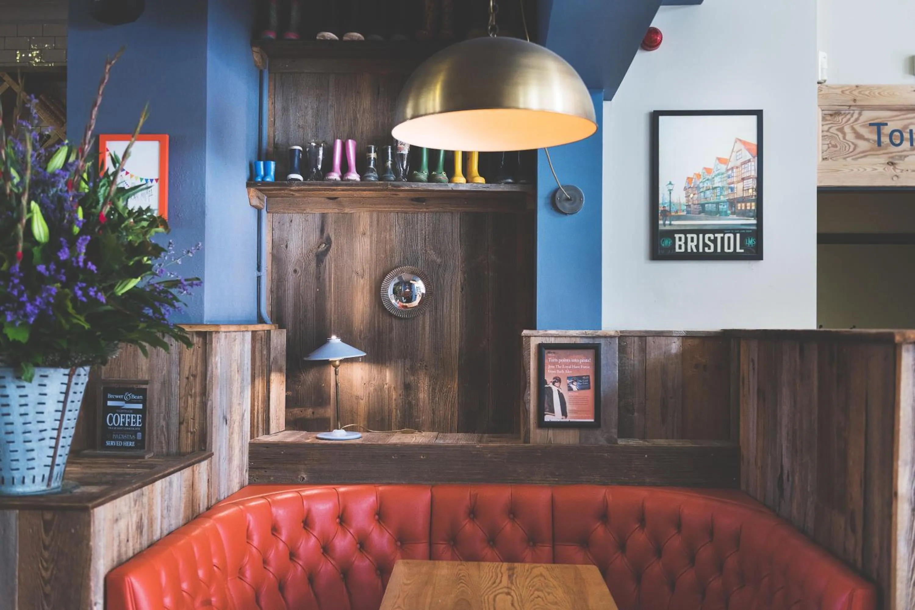 Lounge or bar in The Wellington