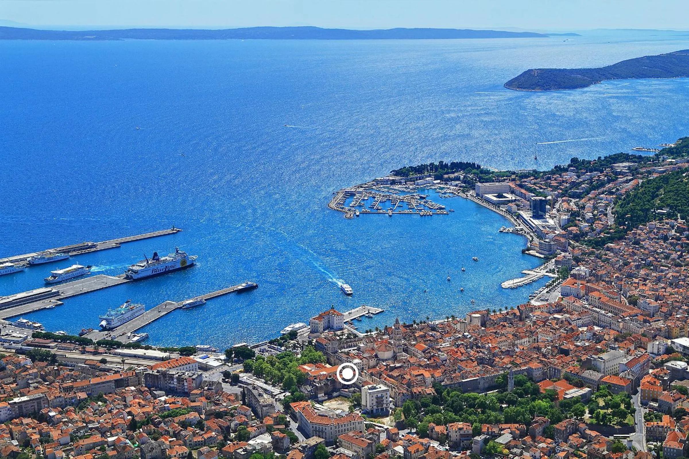 Bird's eye view in La Porta Luxury Rooms