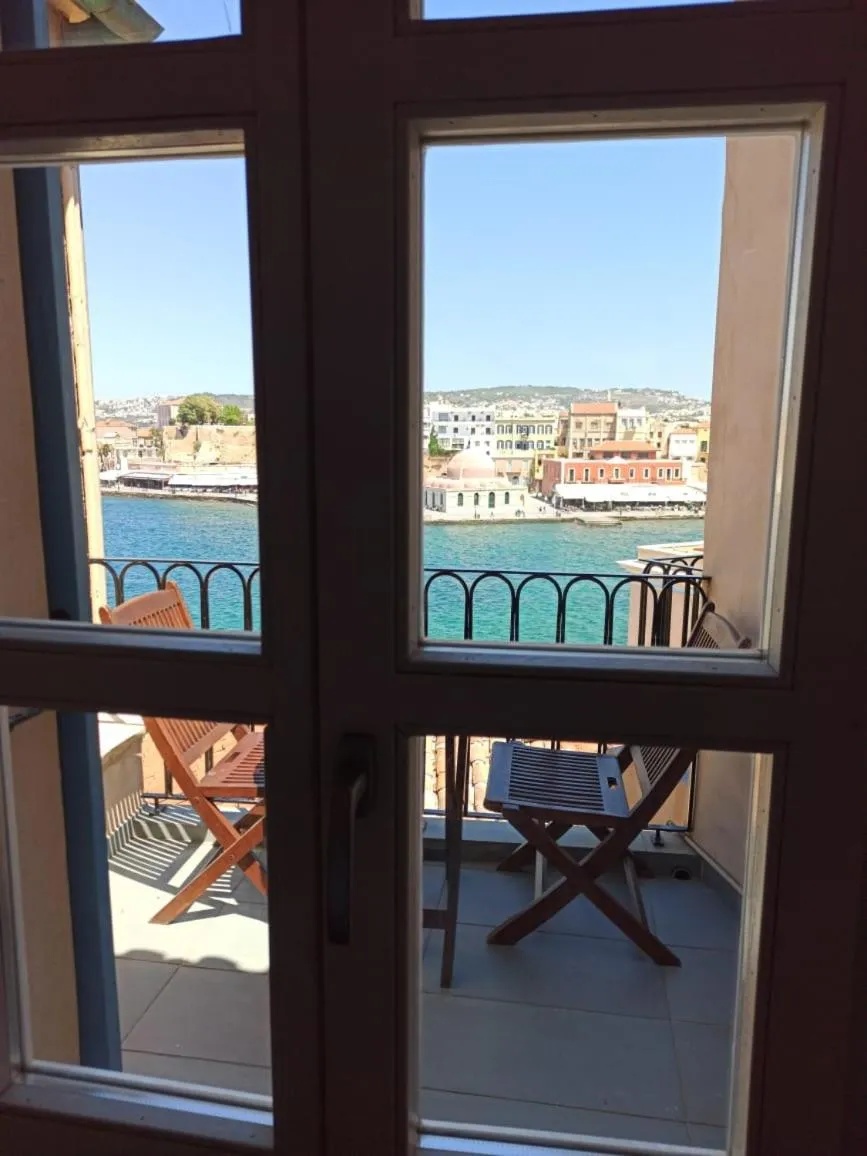 Seating area in Hotel Amphora