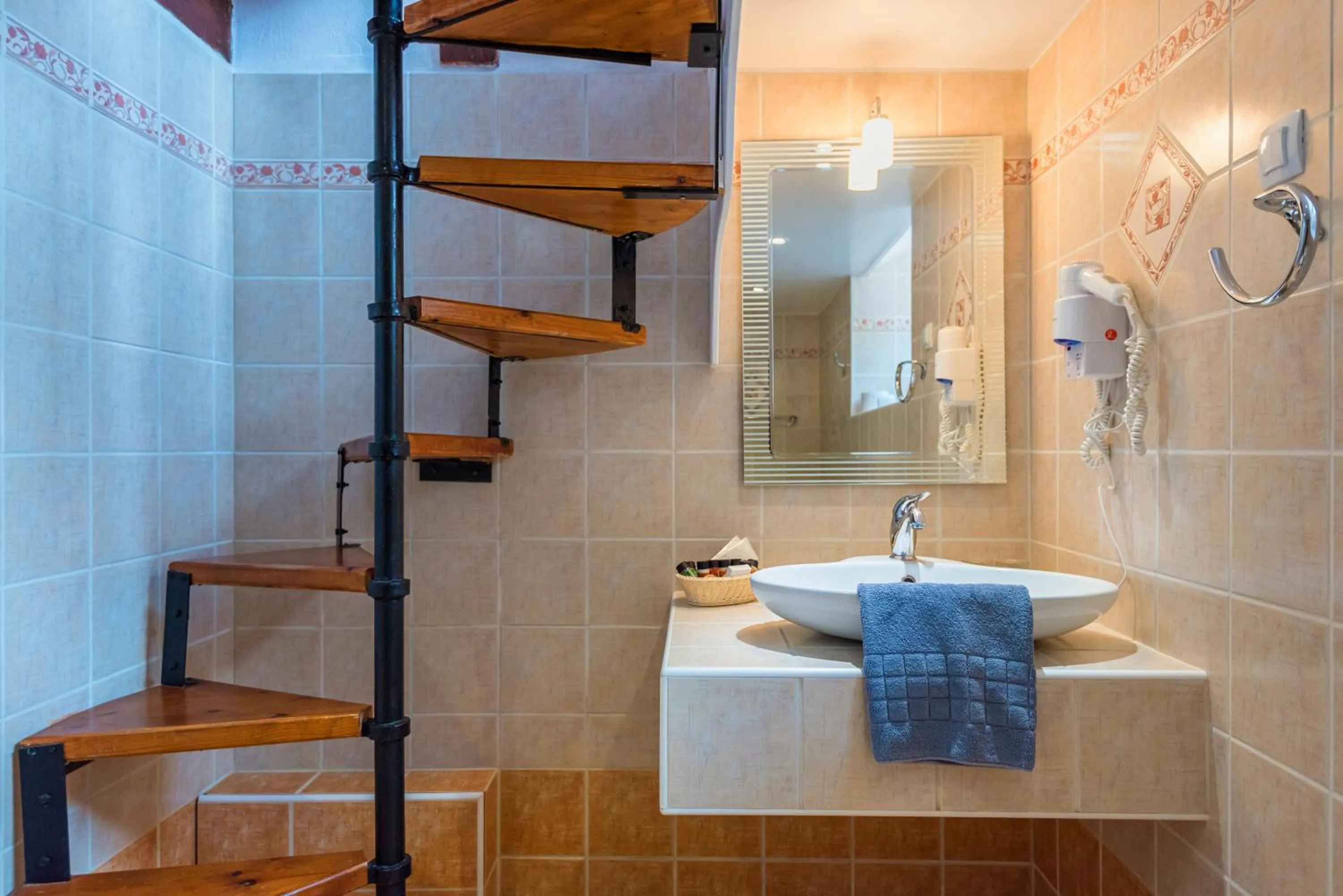 Bathroom in Hotel Amphora