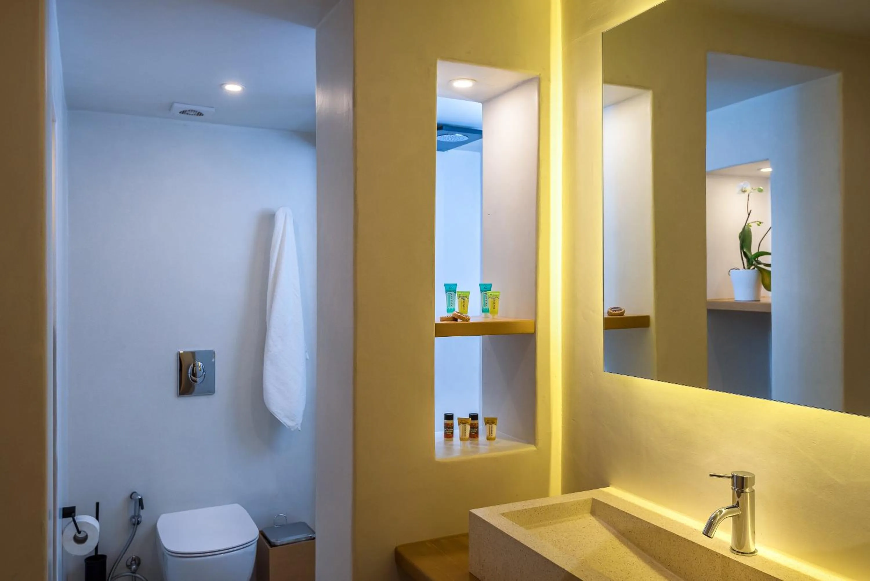 Bathroom in Hotel Amphora