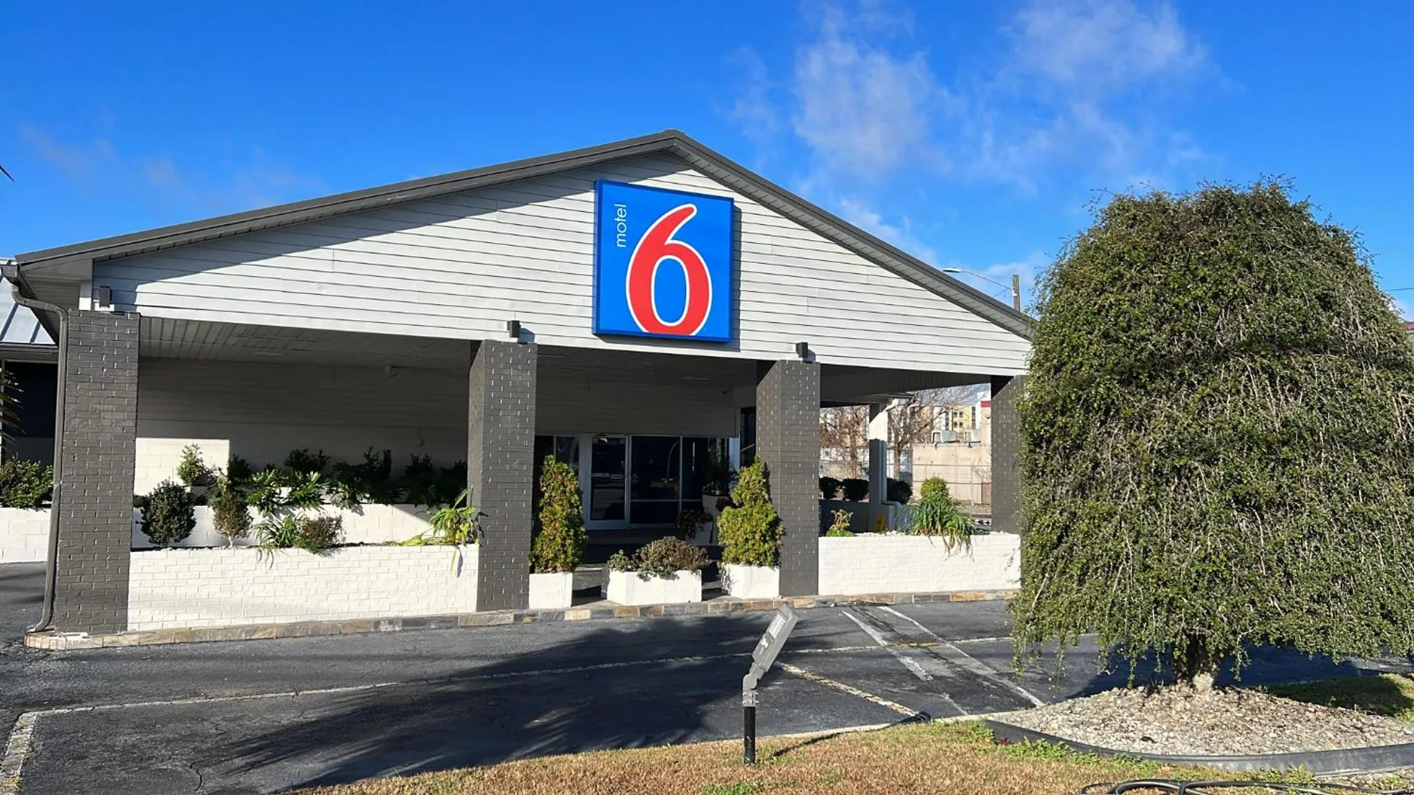 Property logo or sign in Motel 6 Greenville, NC ECU Medical Center