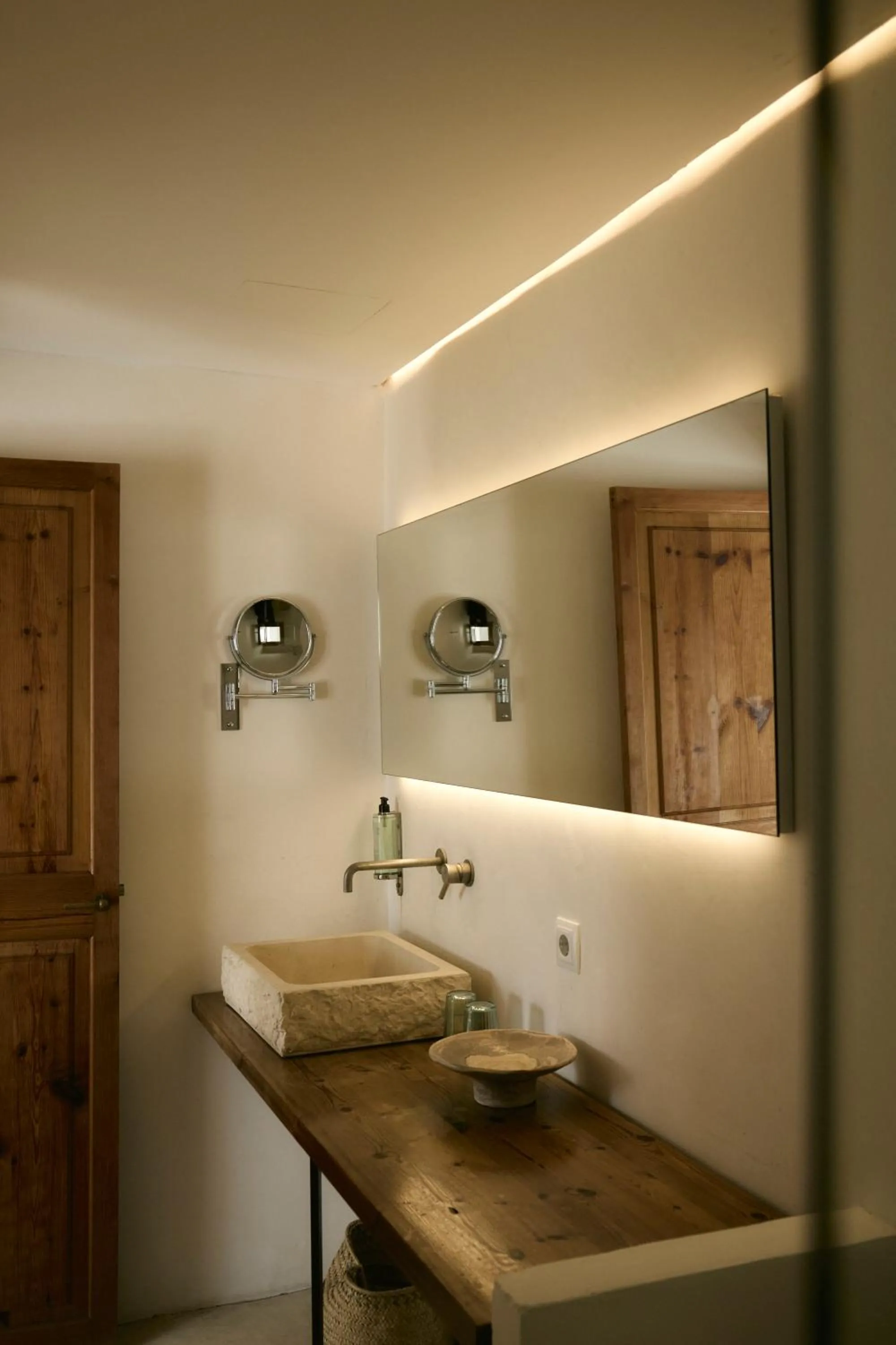 Bathroom in Hotel Forn Nou