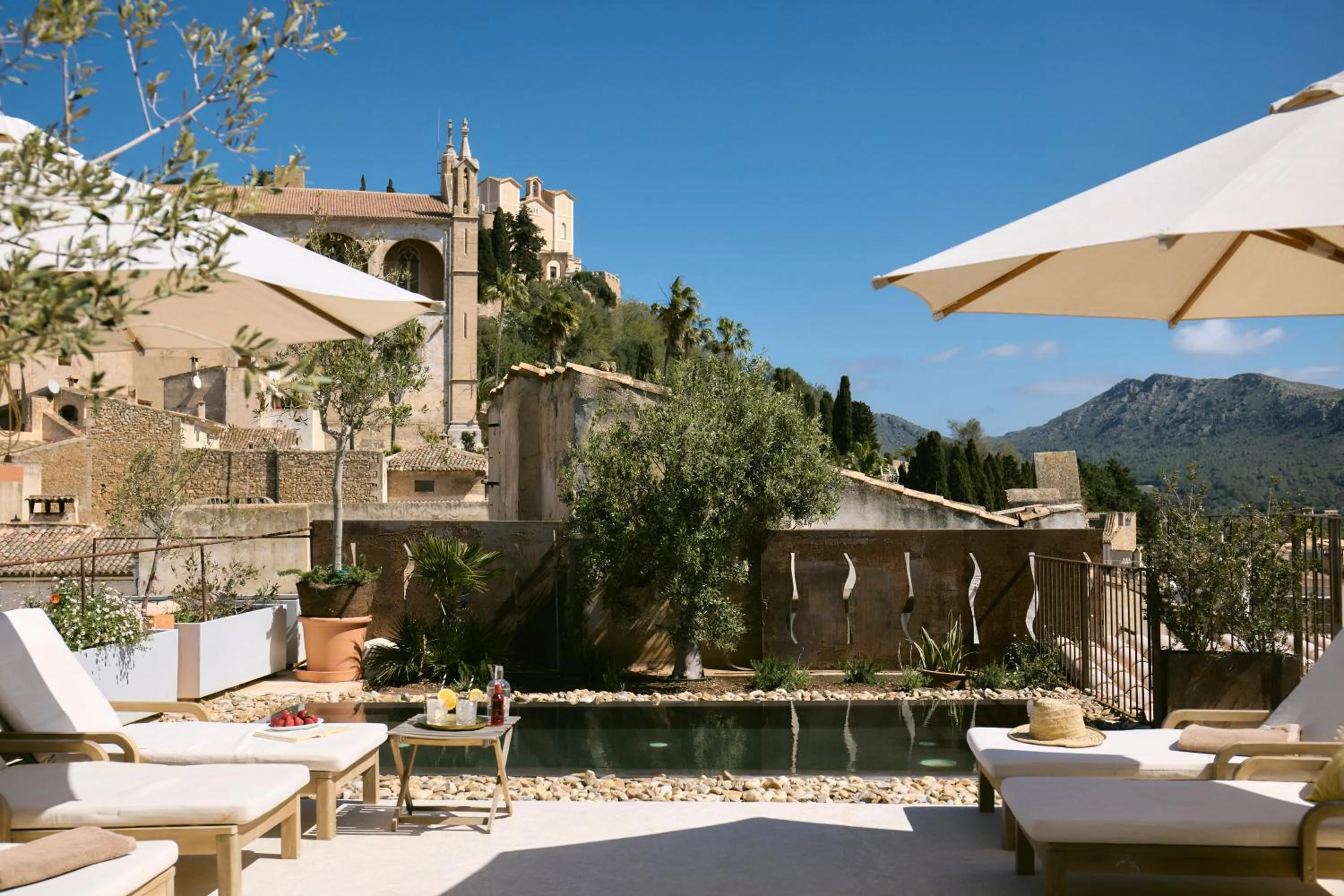 Day in Hotel Forn Nou