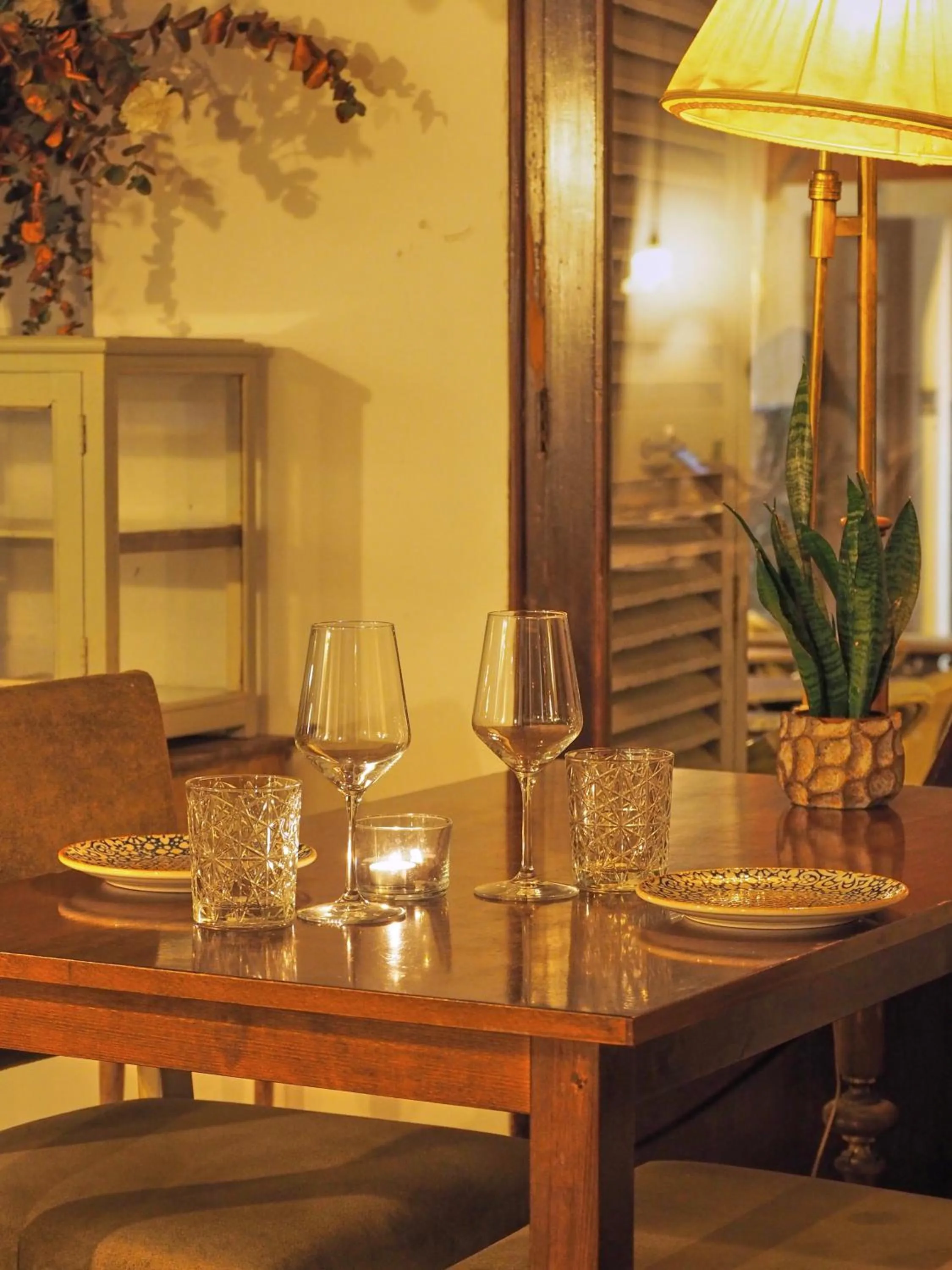 Restaurant/places to eat in Hotel Forn Nou