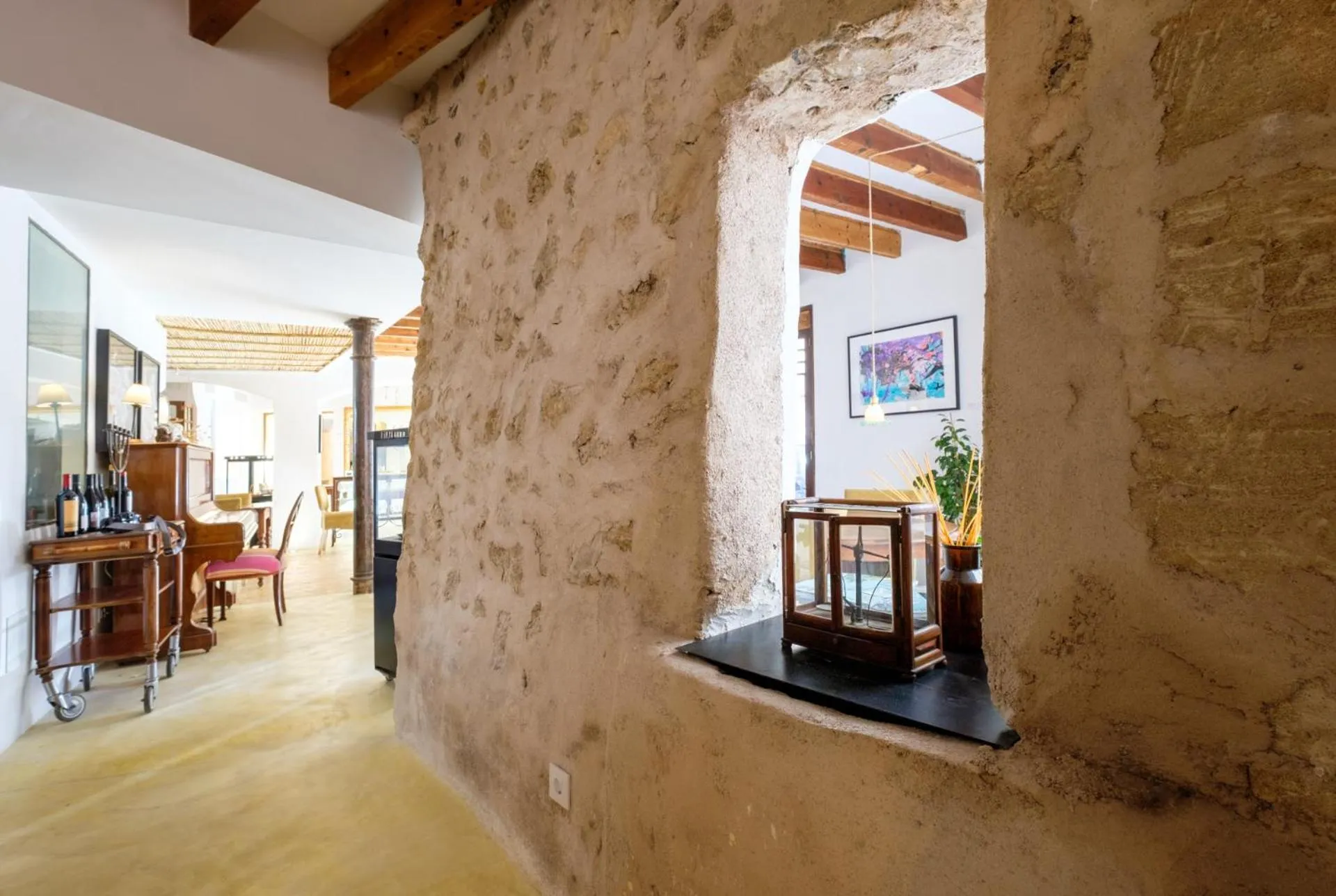 Restaurant/places to eat in Hotel Forn Nou