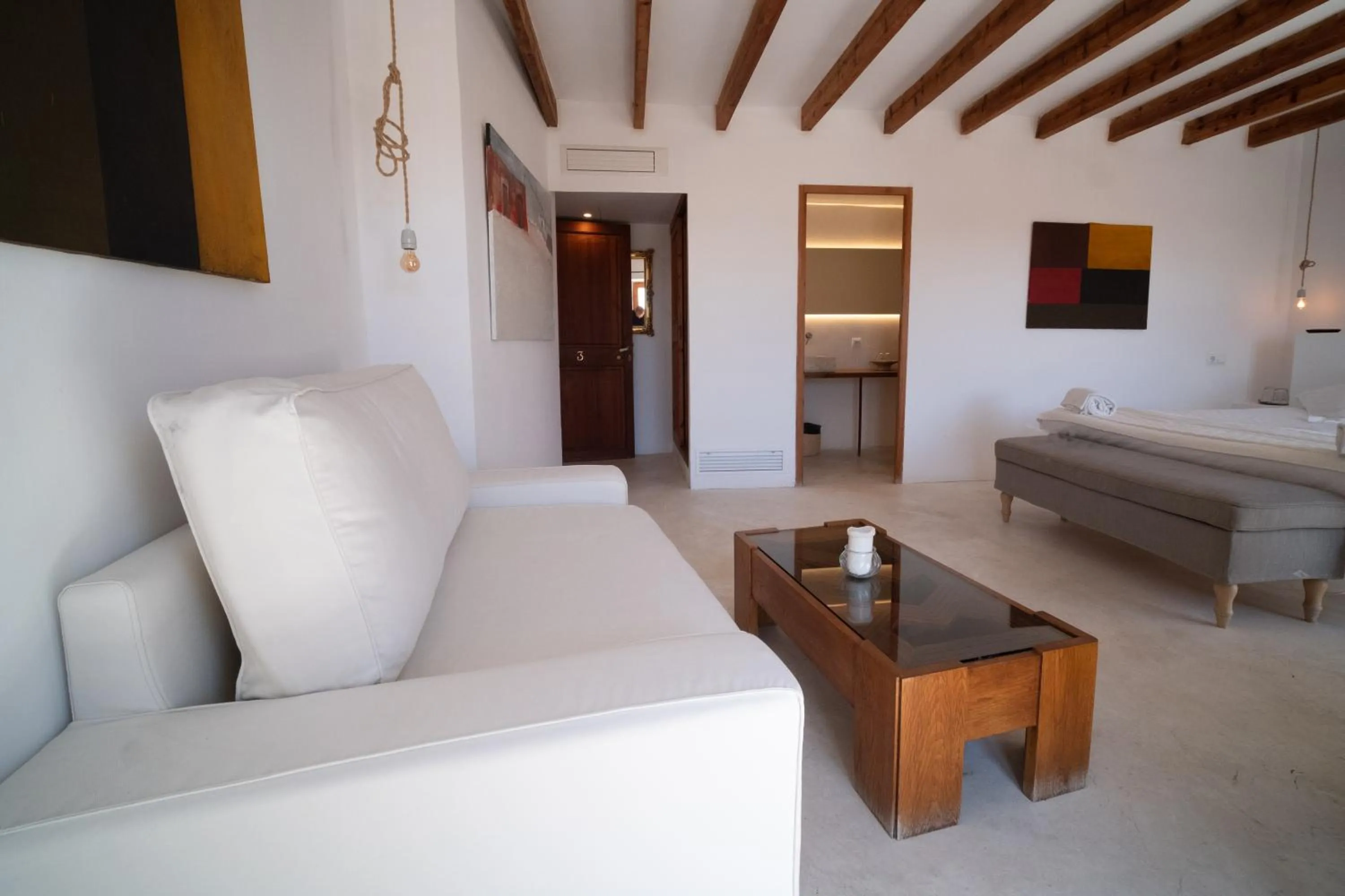 Bedroom, Bed in Hotel Forn Nou