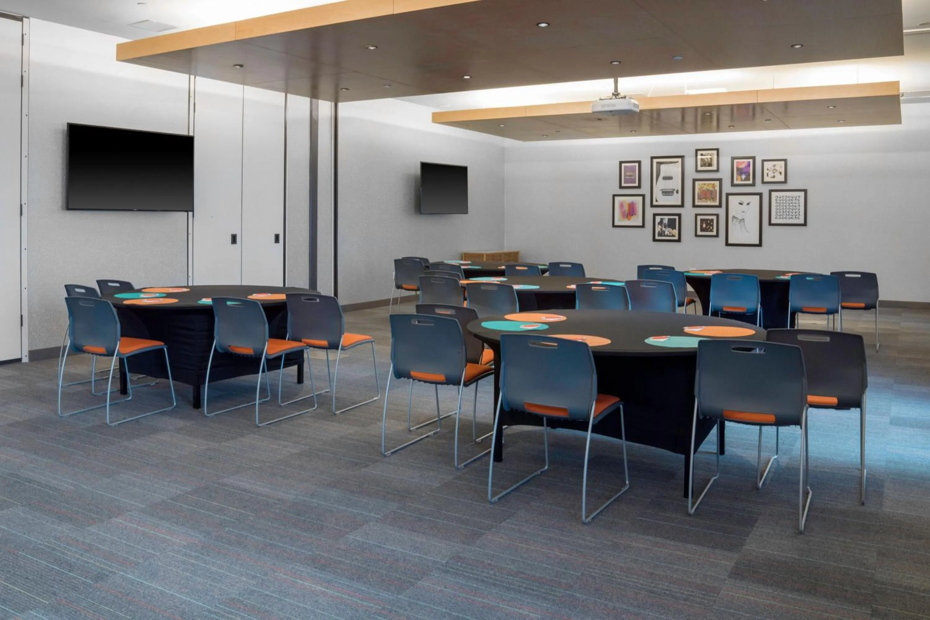 Meeting/conference room in Aloft Gainesville University Area