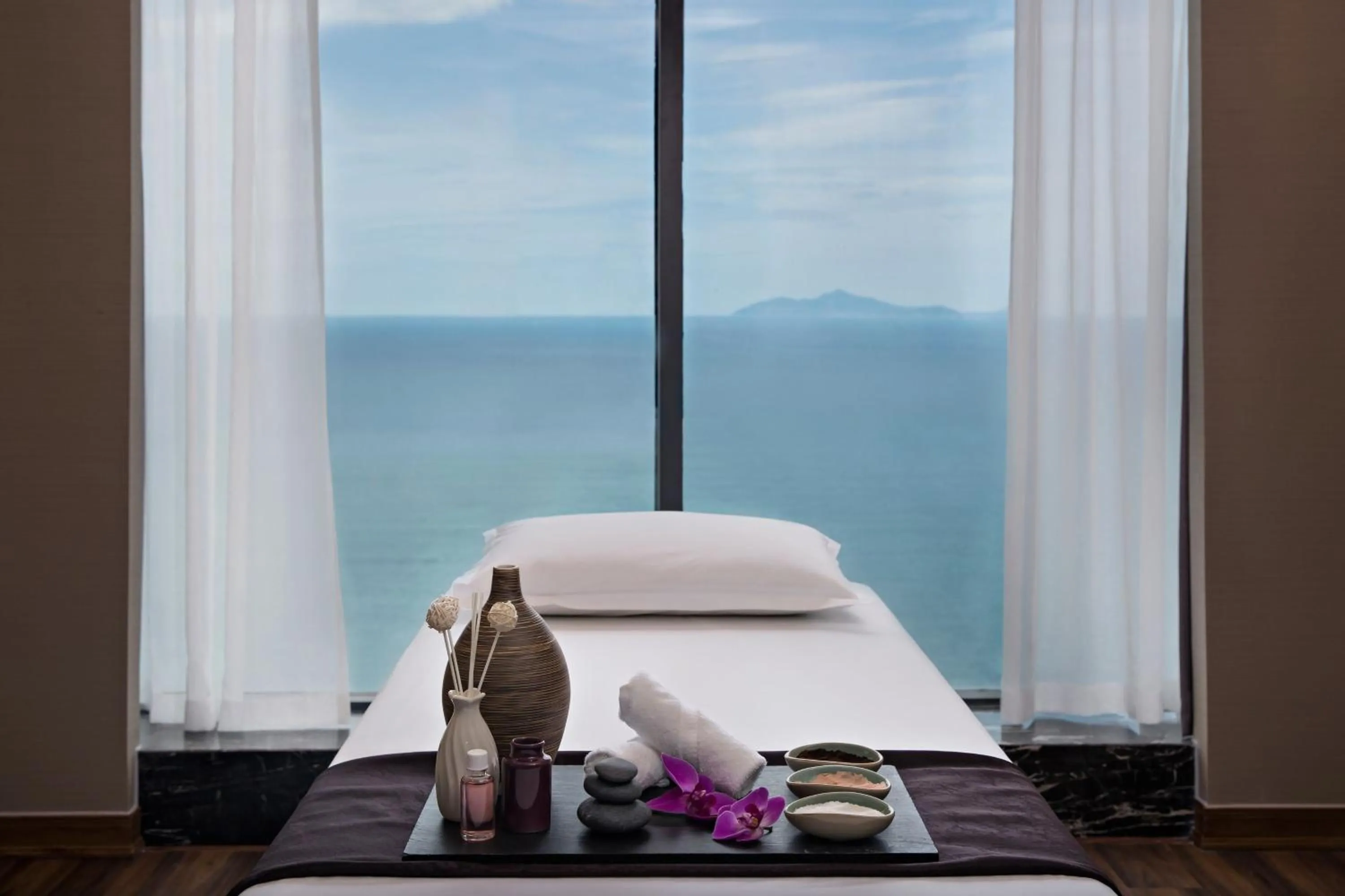 Spa and wellness centre/facilities, Bed in Four Points by Sheraton Danang