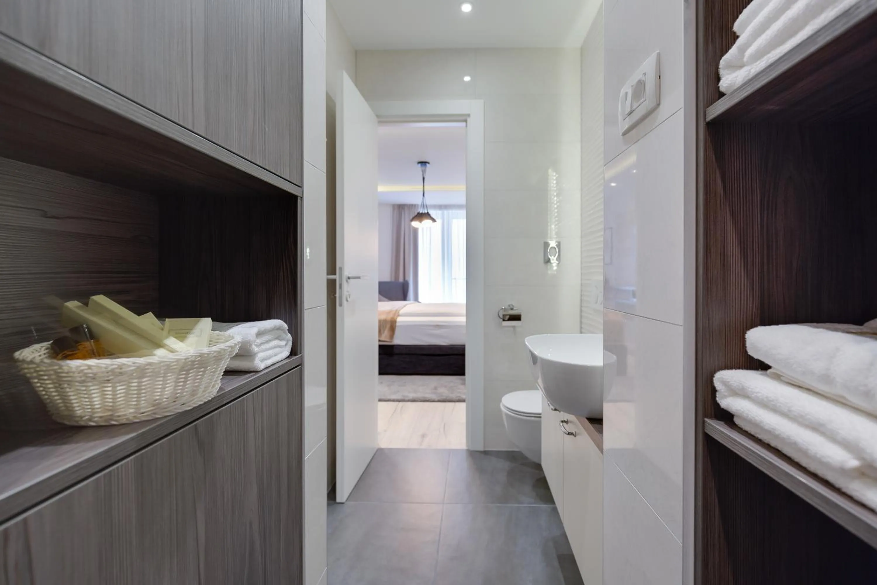 Bathroom, Bed in Classy Design Accommodation