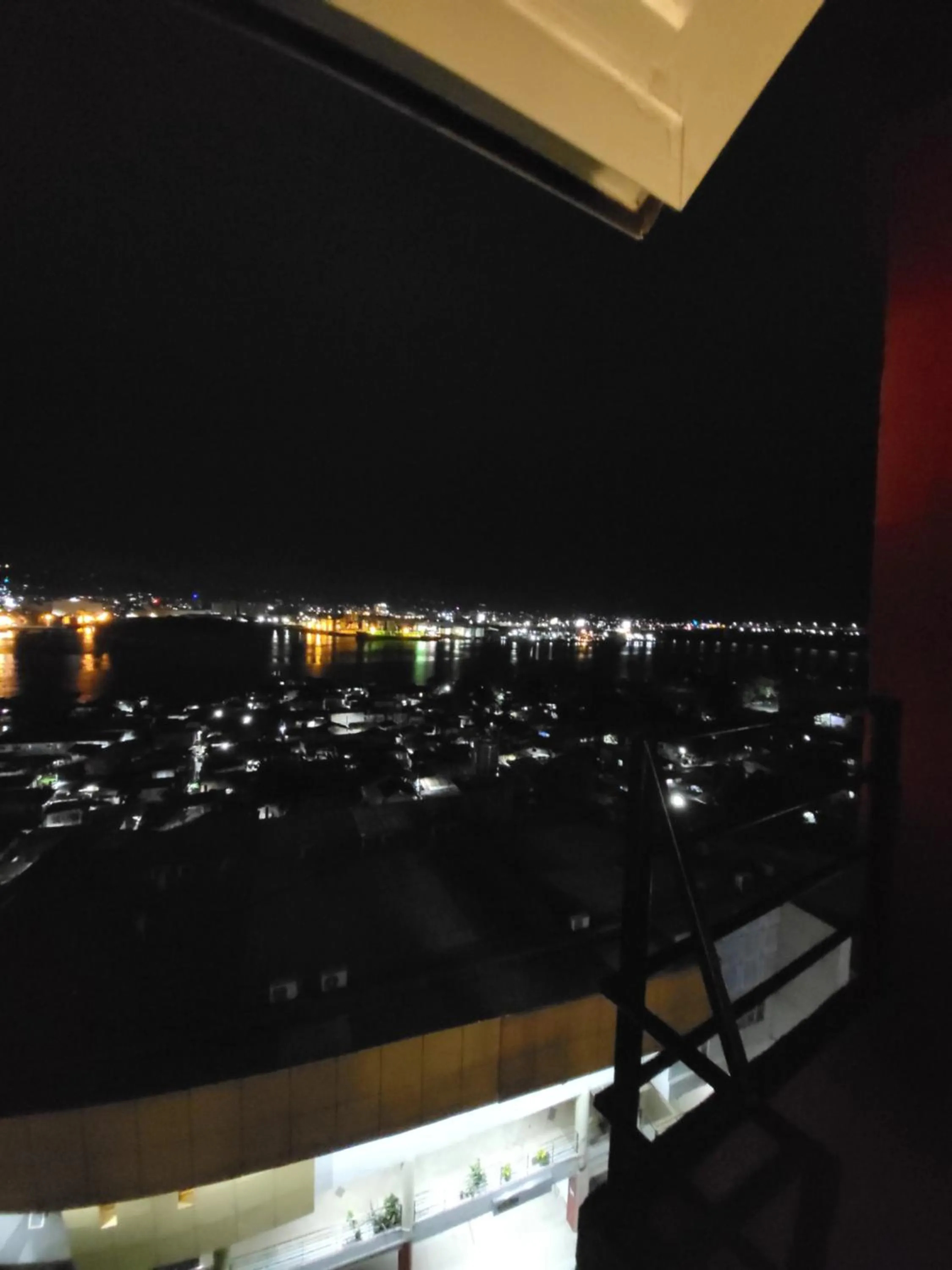 Night in Sempre Premier Inn - MACTAN AIRPORT HOTEL