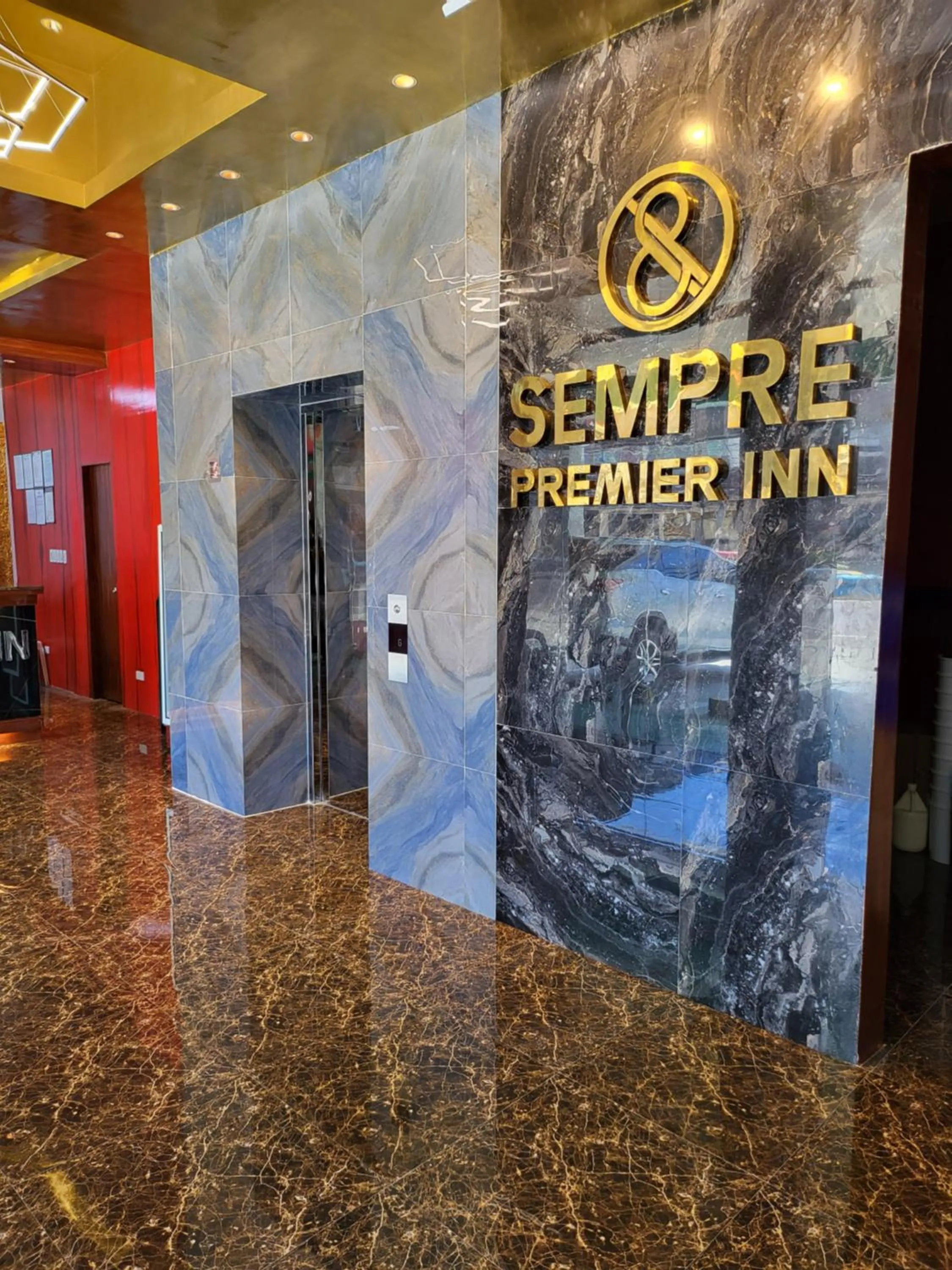 Lobby or reception in Sempre Premier Inn - MACTAN AIRPORT HOTEL