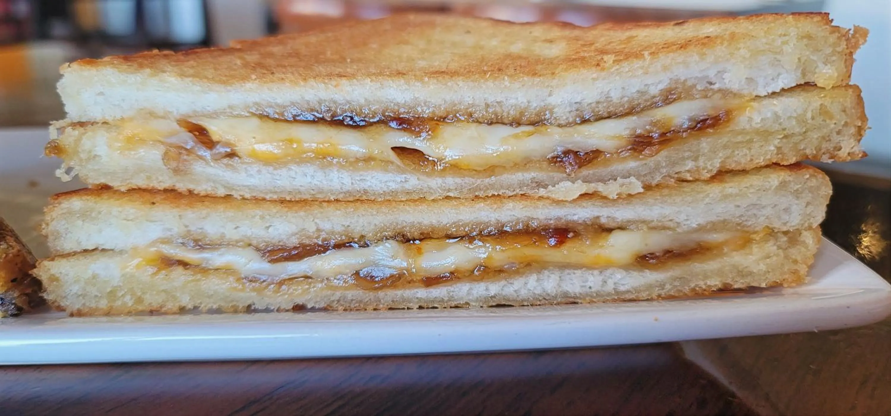 Restaurant/places to eat in Sempre Premier Inn - MACTAN AIRPORT HOTEL