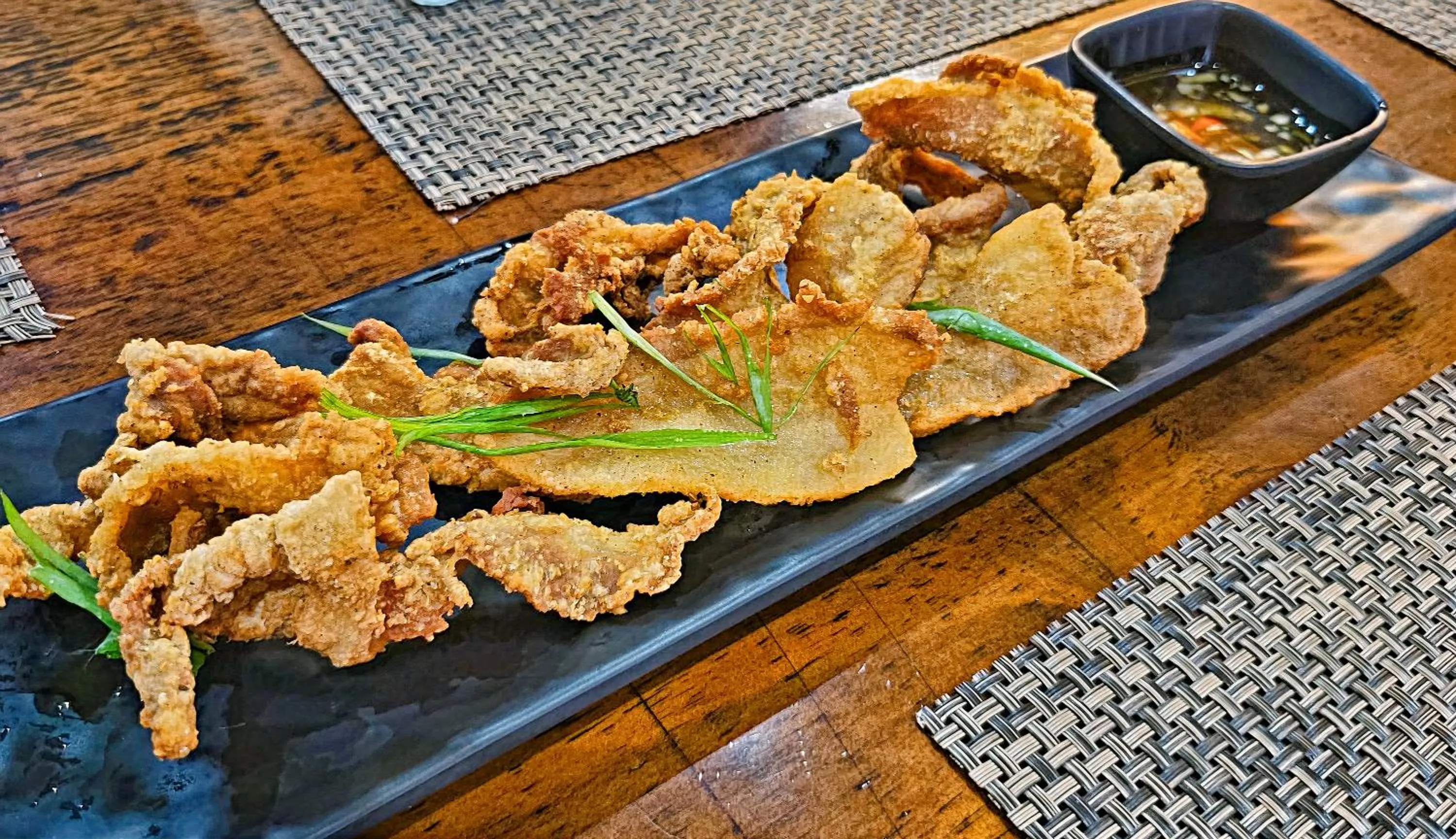 Restaurant/places to eat in Sempre Premier Inn - MACTAN AIRPORT HOTEL