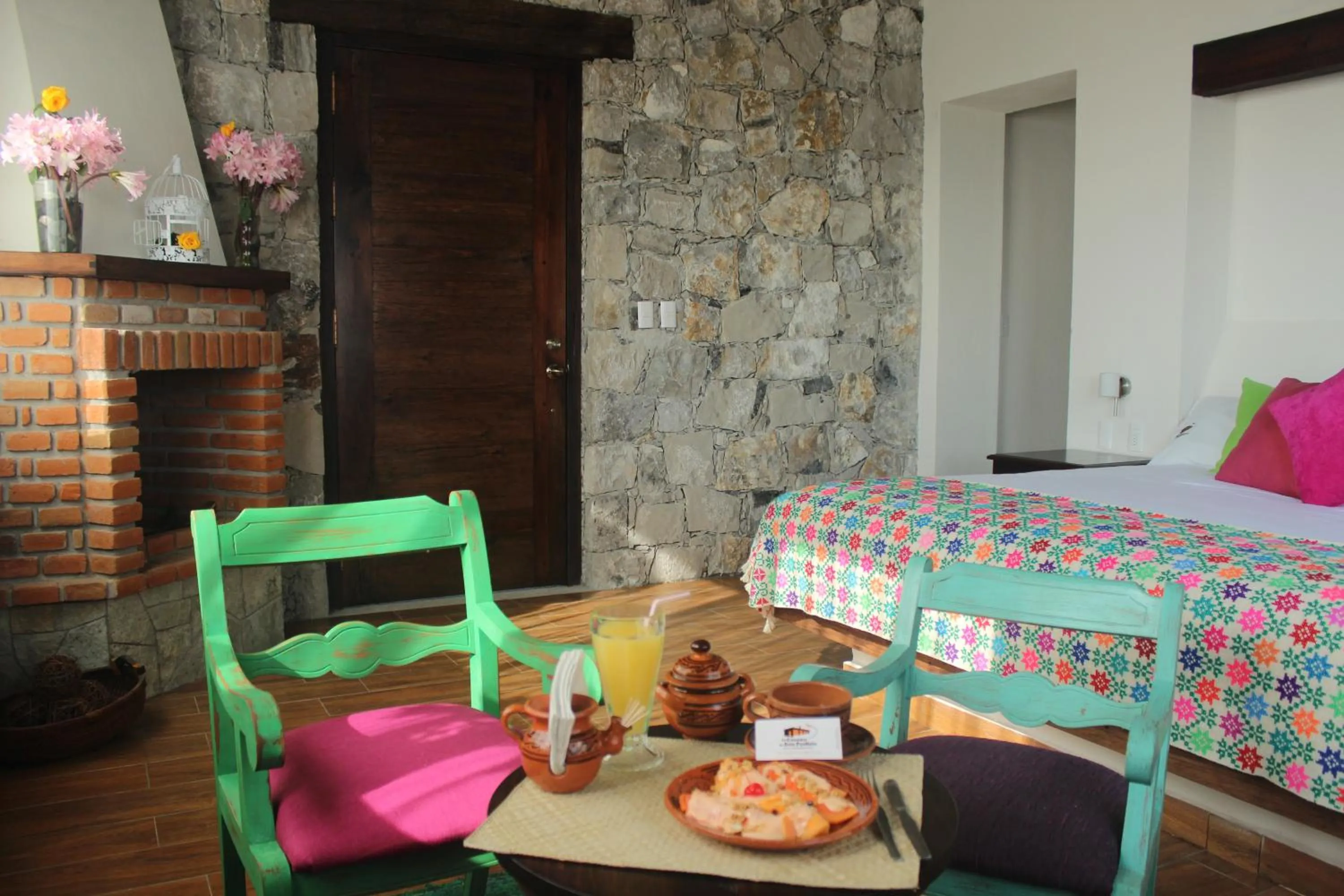 Bedroom, Bed in Hotel Boutique La Casona de Don Porfirio