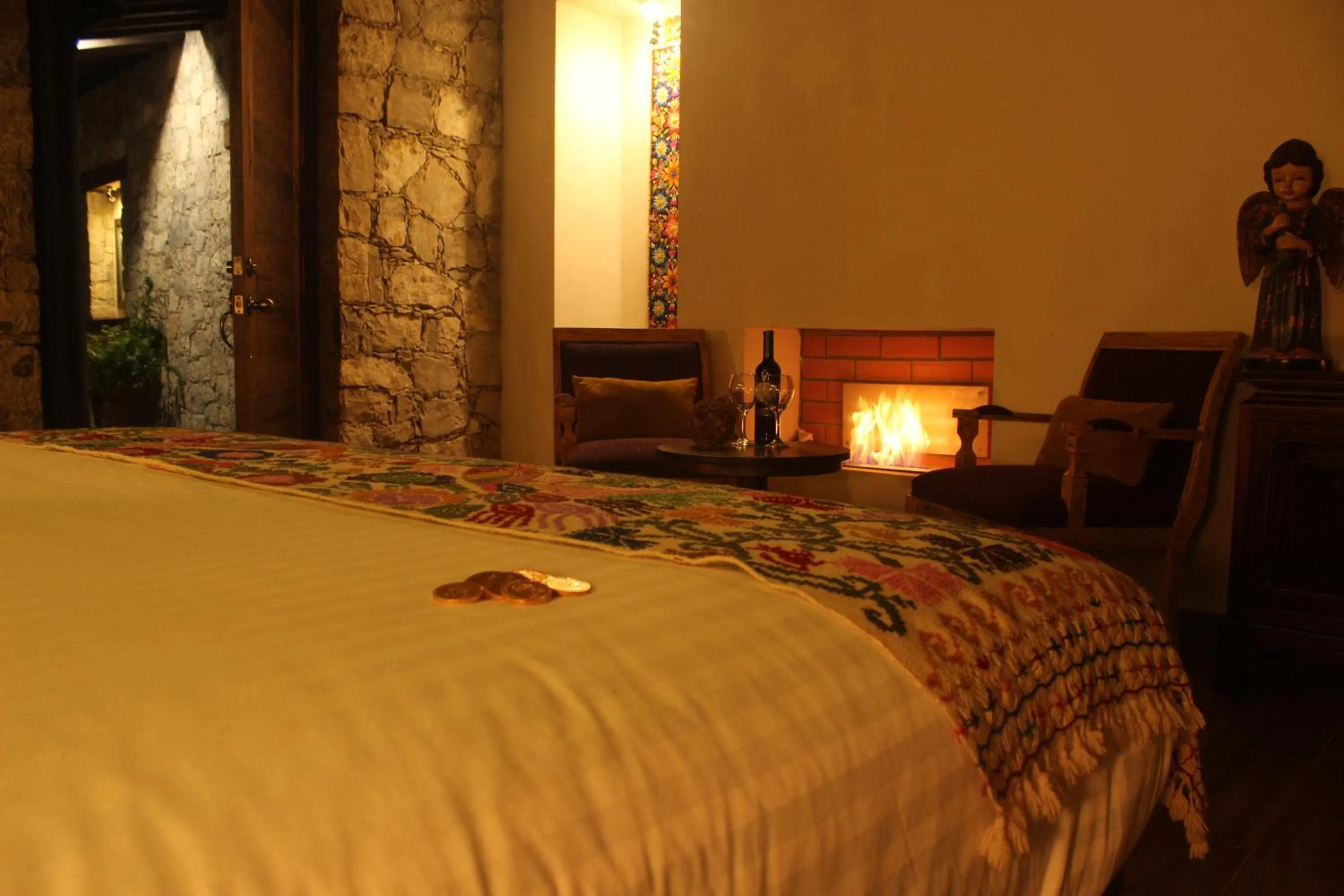 Bedroom, Bed in Hotel Boutique La Casona de Don Porfirio