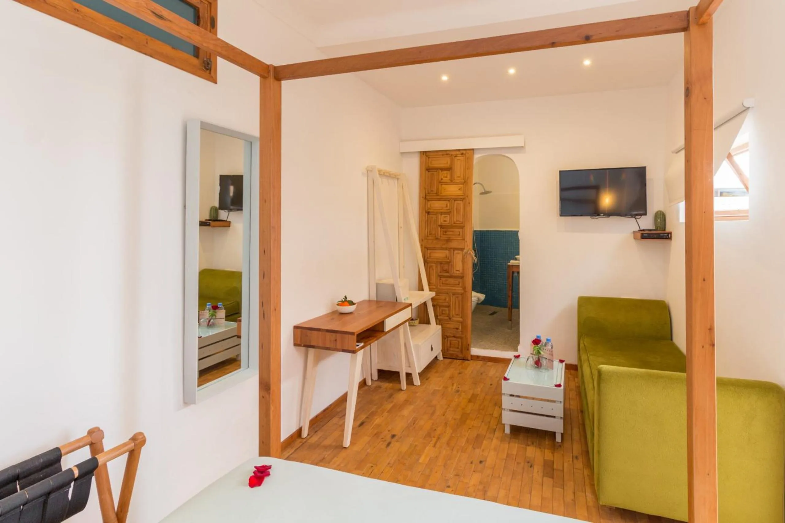 Photo of the whole room in Dar Korsan