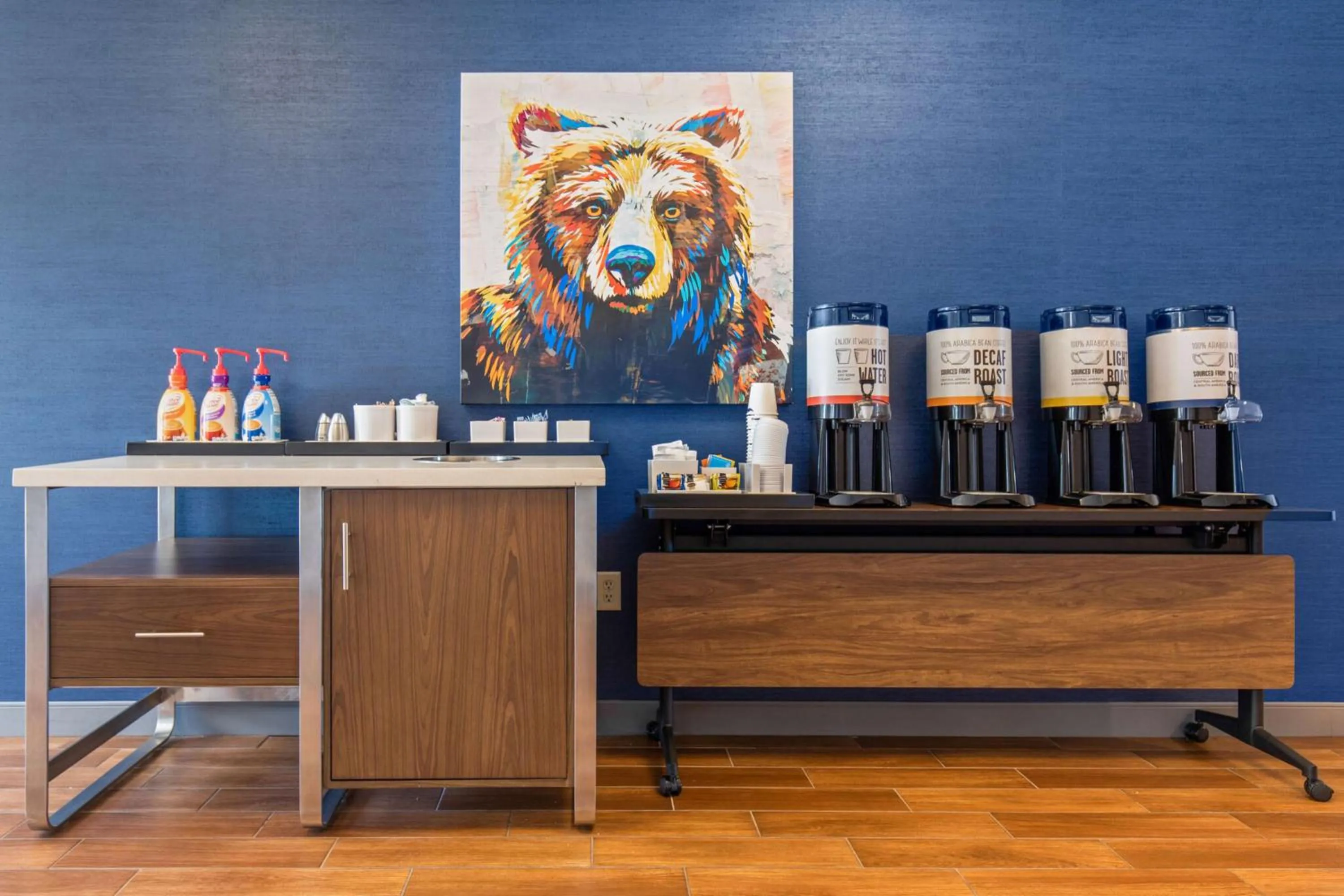 Breakfast in Hampton Inn & Suites Greeley