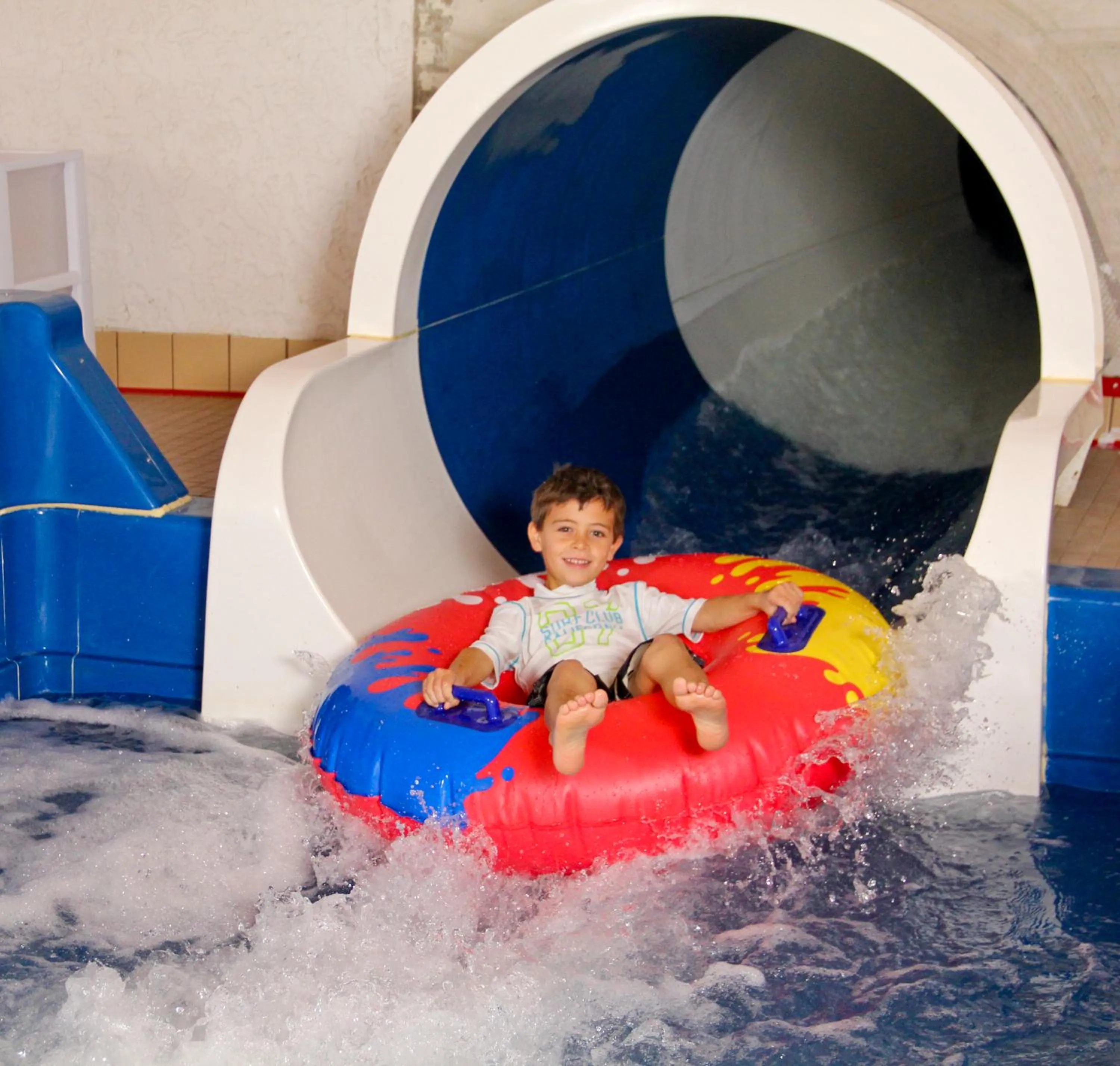 Swimming pool in Bavarian Inn Lodge