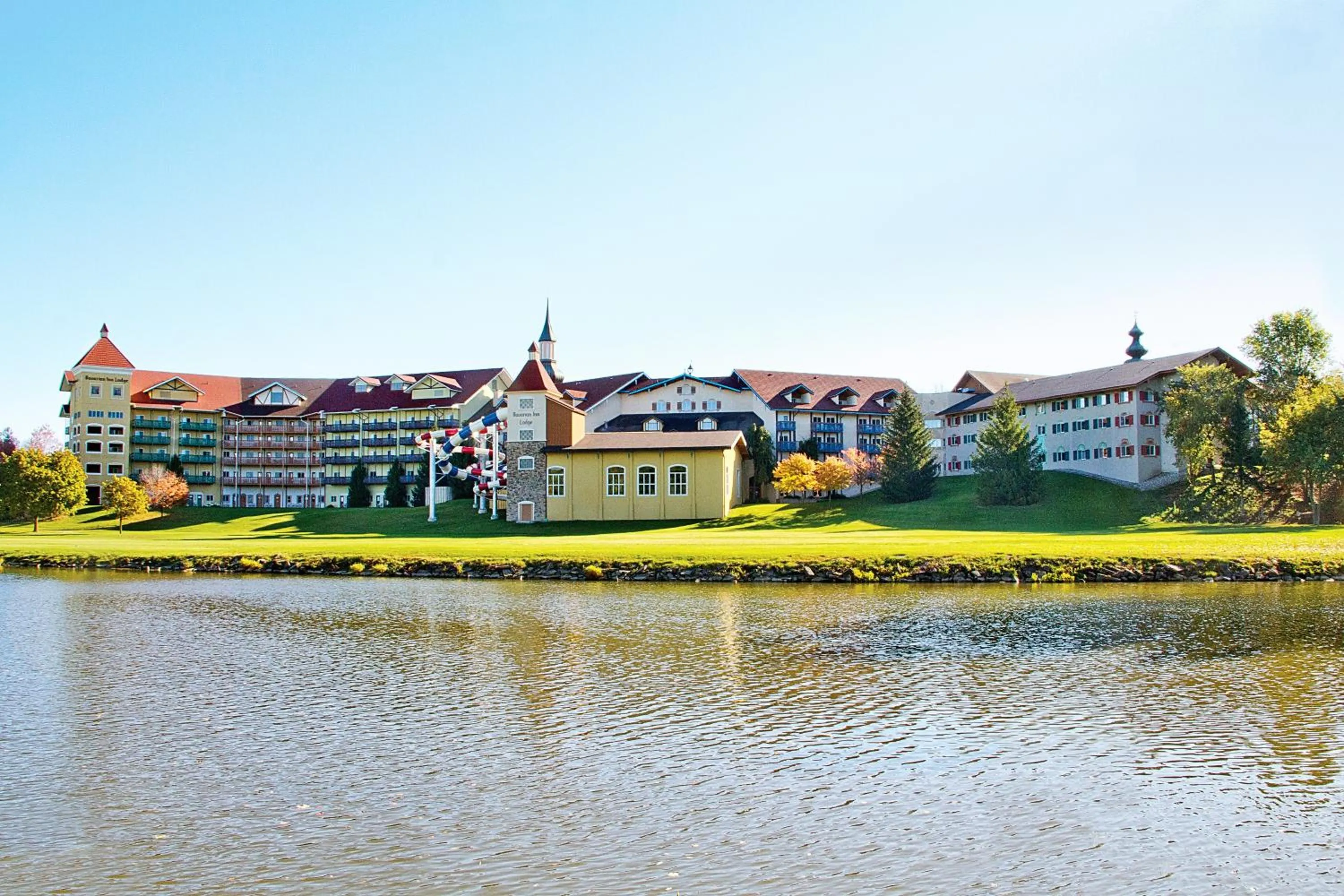 Facade/entrance in Bavarian Inn Lodge