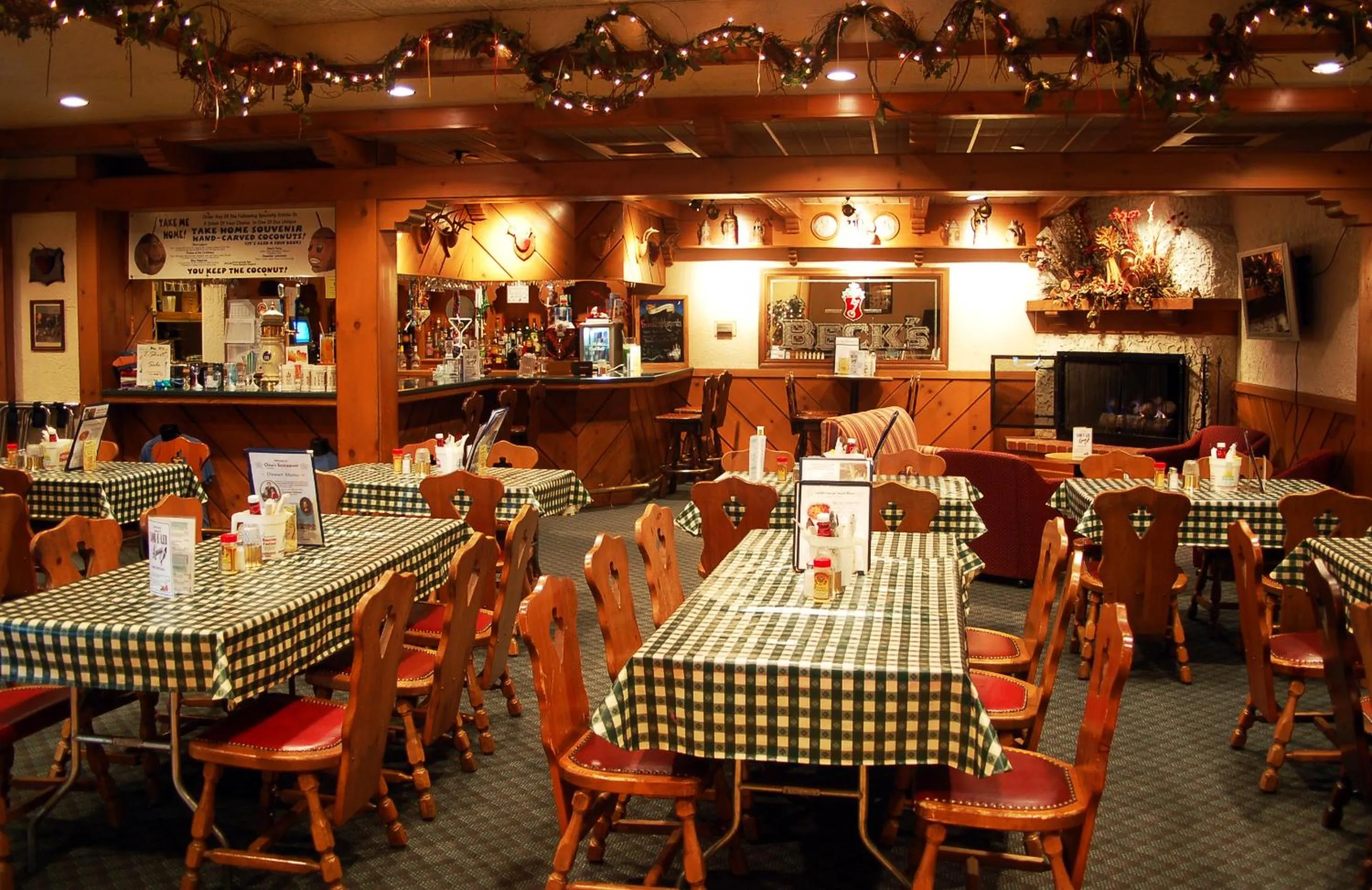 Restaurant/places to eat in Bavarian Inn Lodge