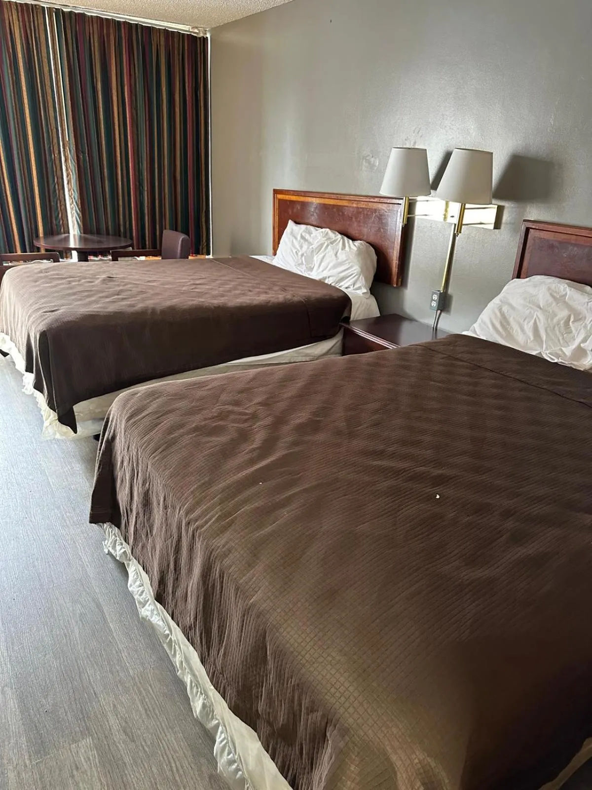 Bed in College Inn Spartanburg