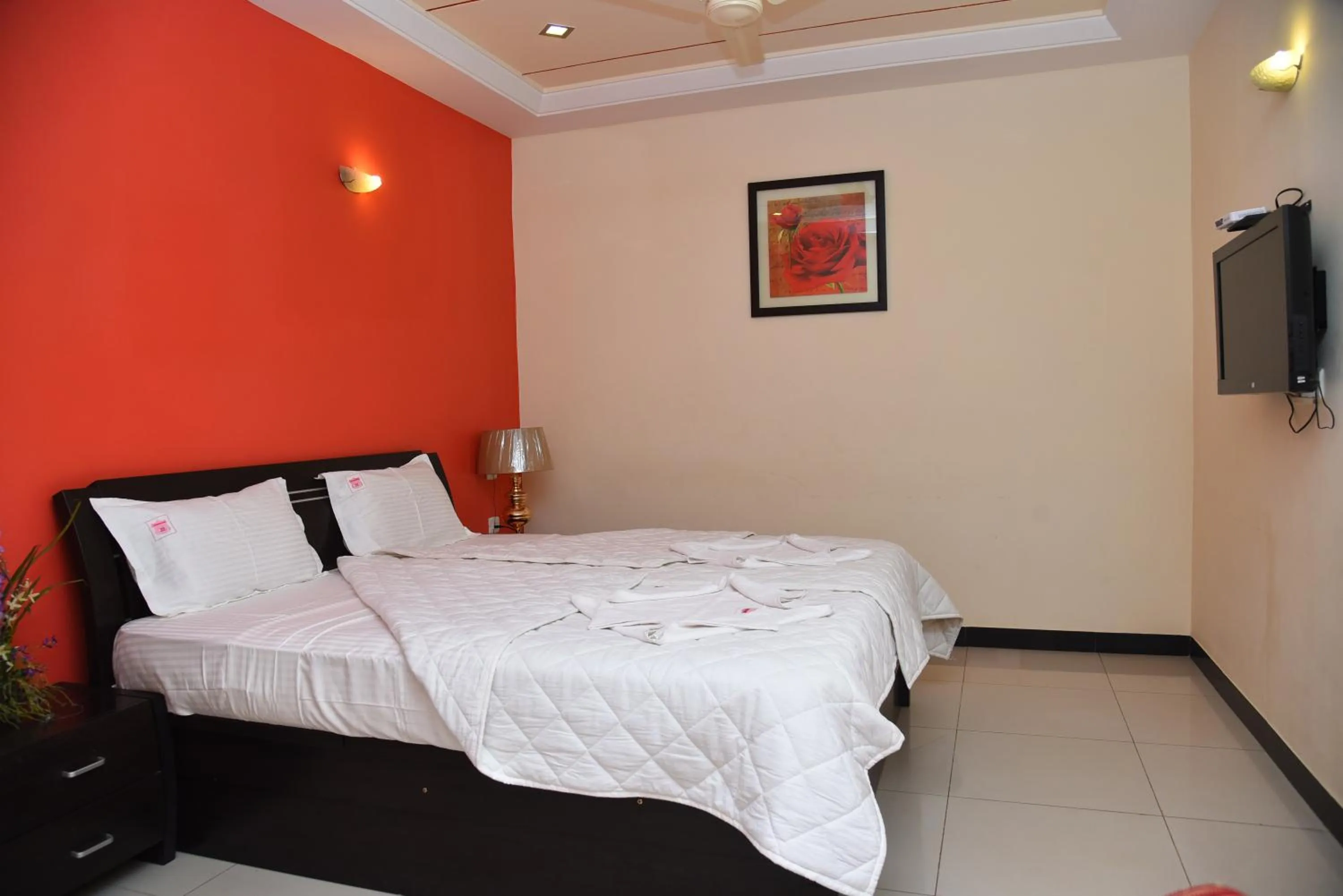 Bedroom, Bed in Hotel Subhalakshmi Palace