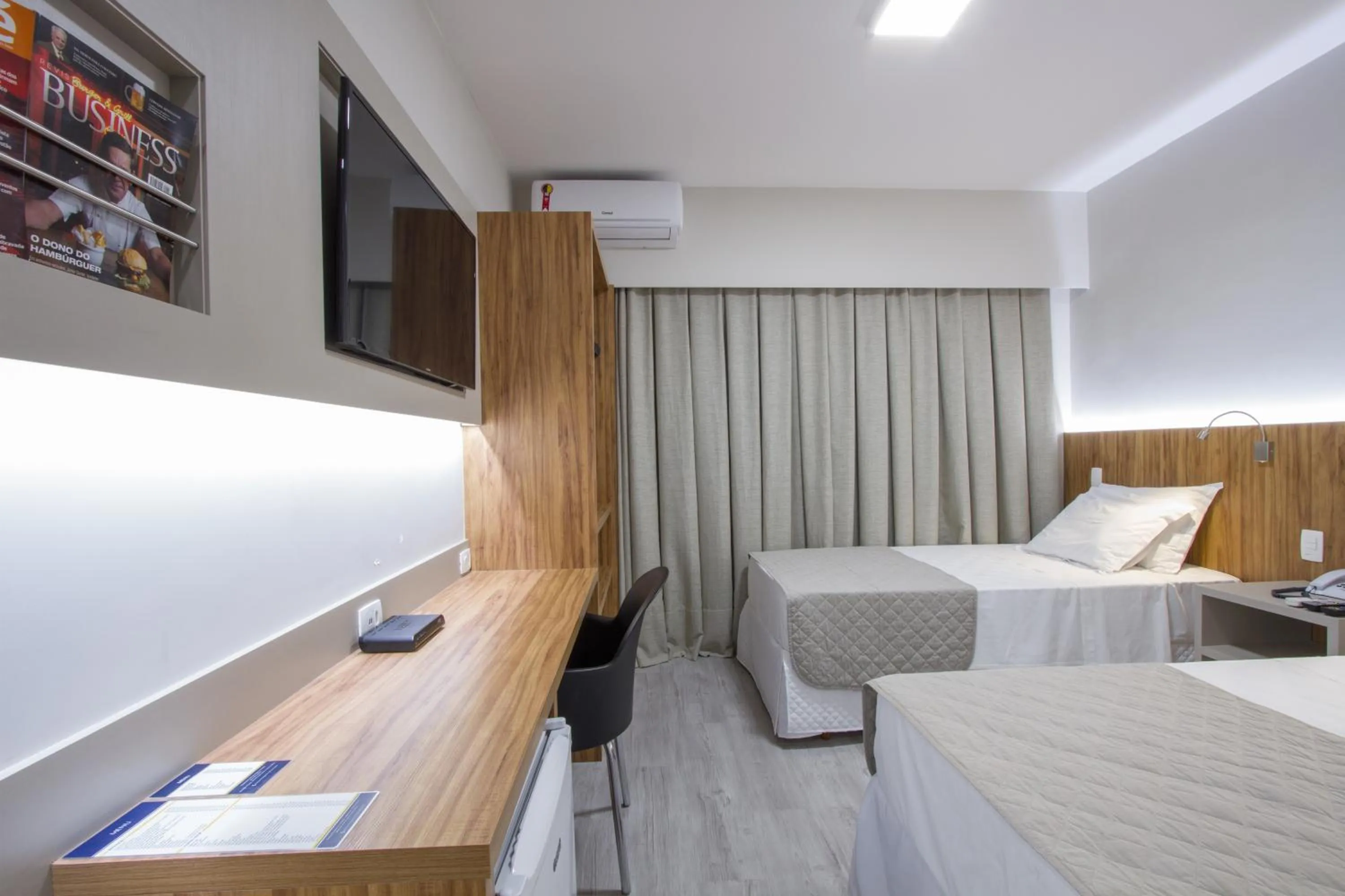 TV and multimedia, Bed in Le CanarD Joinville