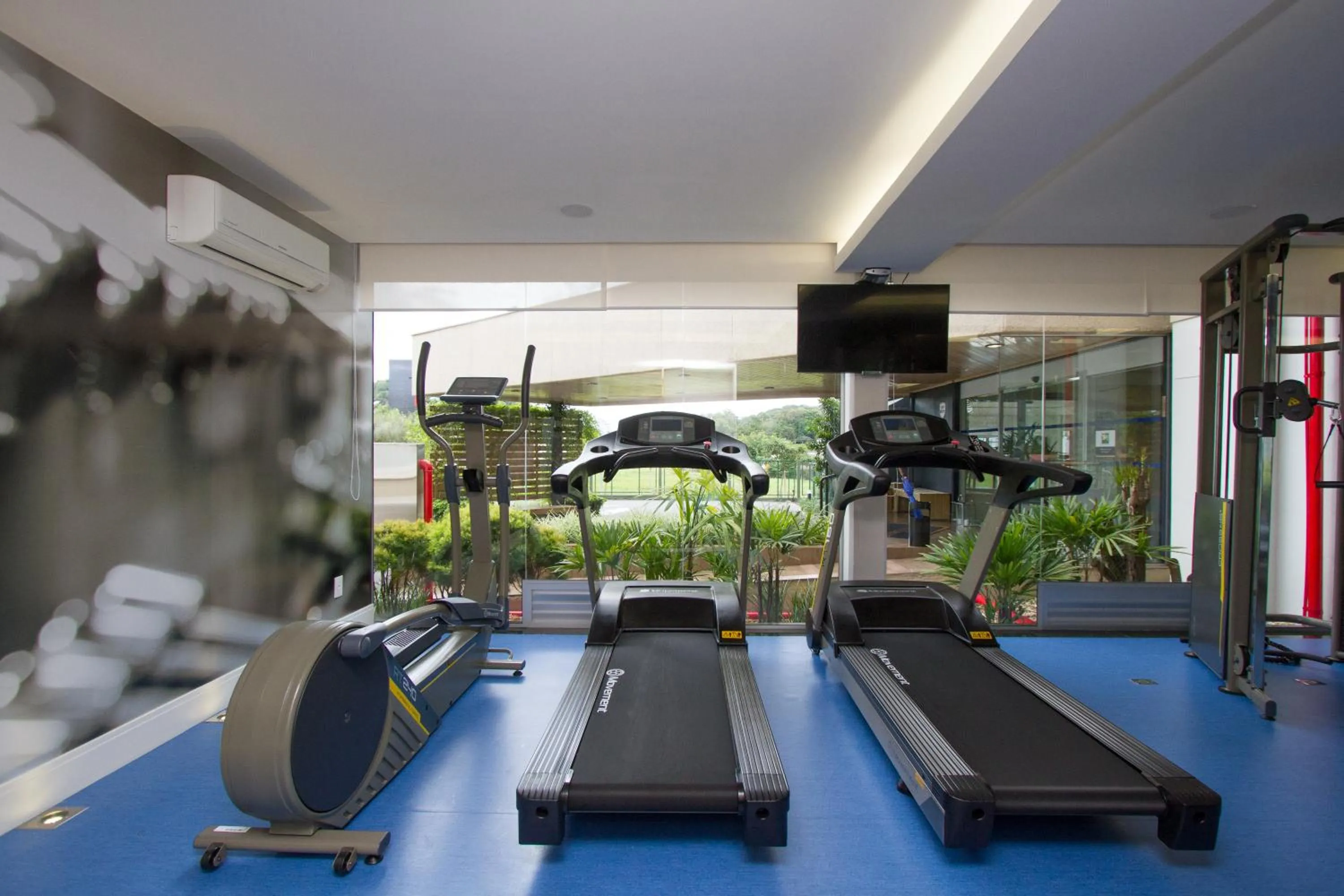 Fitness centre/facilities in Le CanarD Joinville