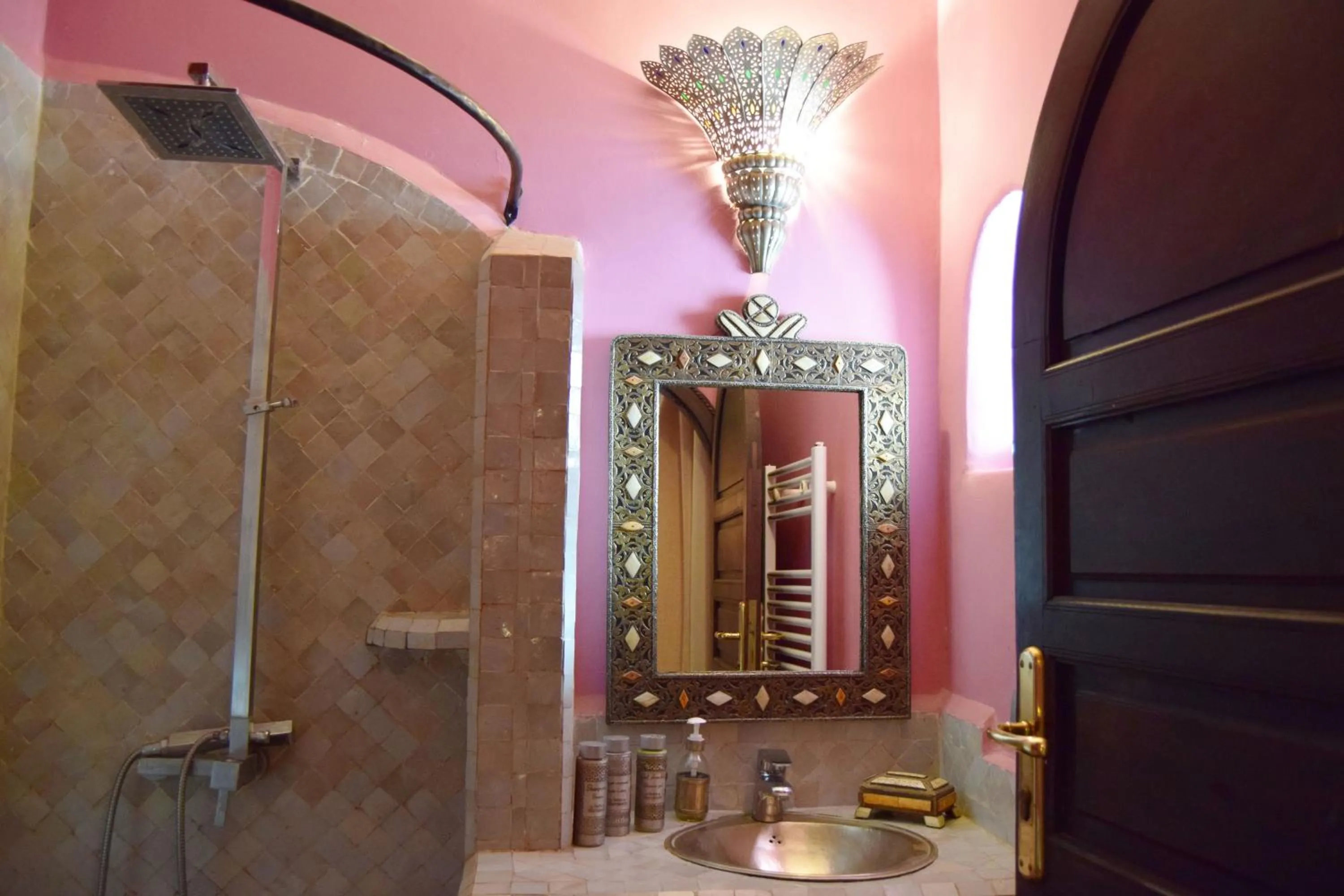 Bathroom in Riad Shemsi